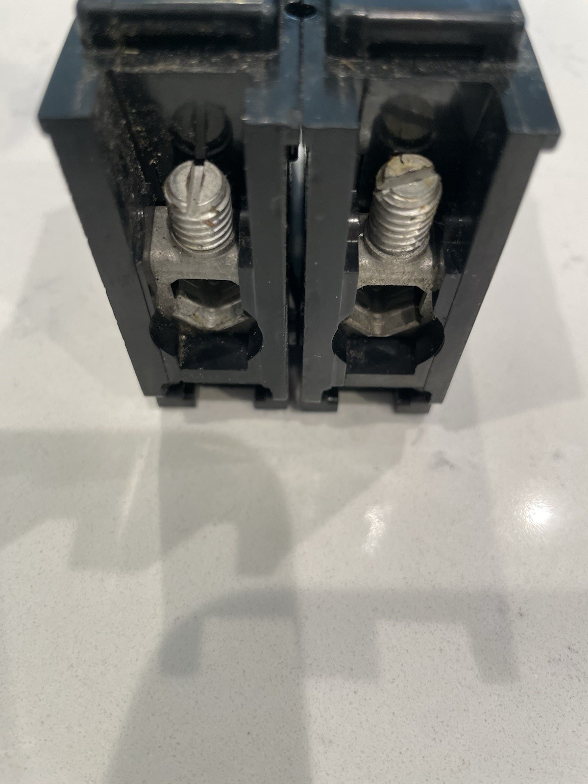 Eaton BR2100 C2100 100A 2-Pole 120/240V Circuit Breaker Common Trip