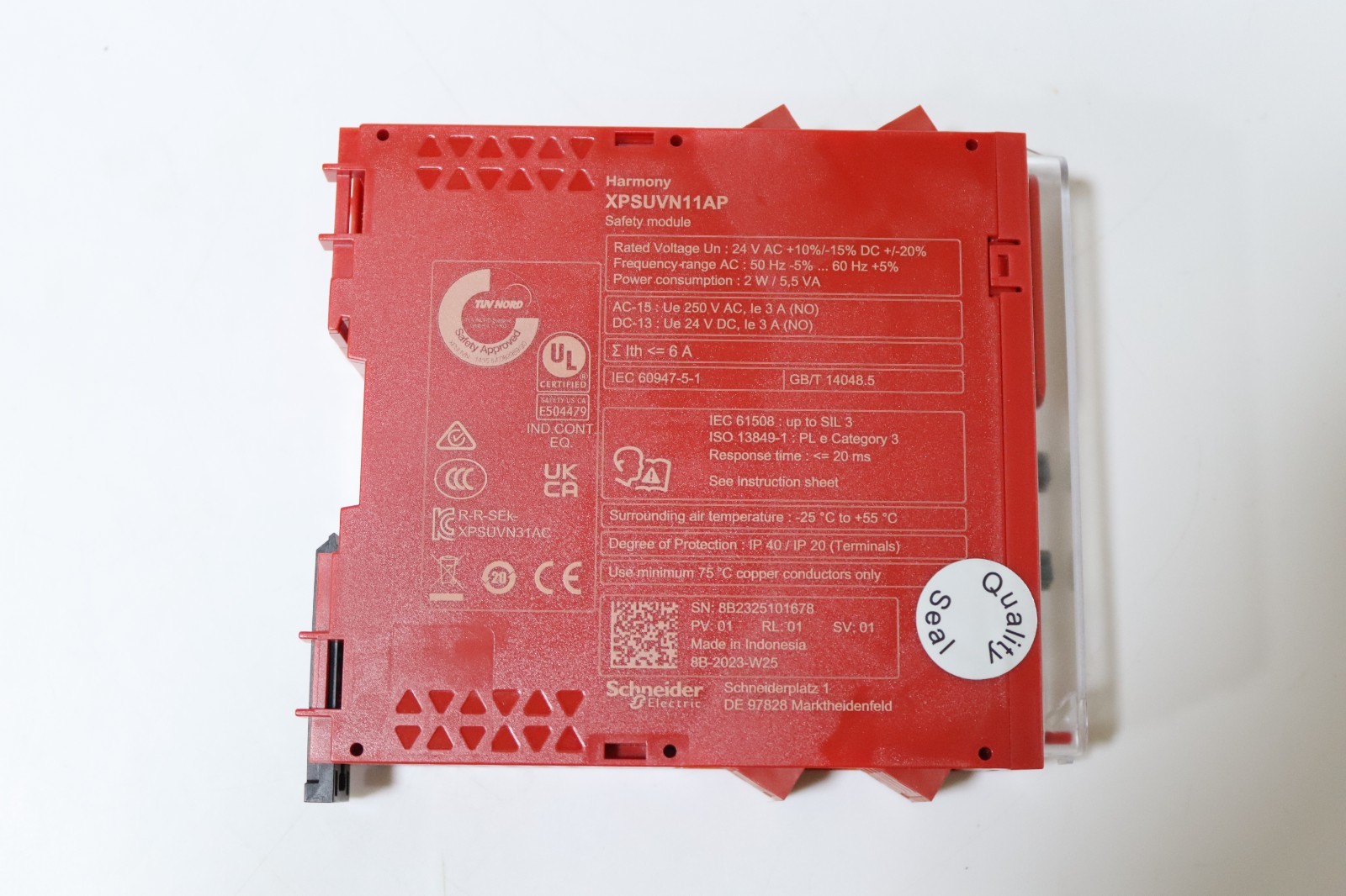Schneider Electric XPSUVN11AP MADE IN INDONESIA free shipping