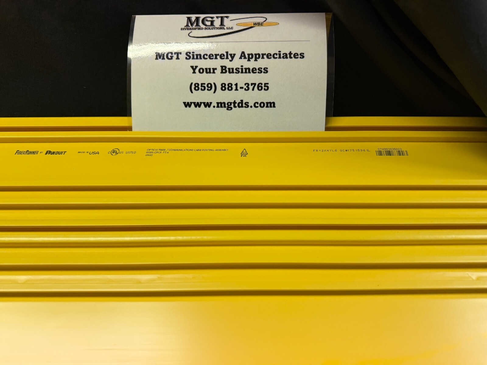 PANDUIT / FR12X4YL6 / 12X4 FIBERRUNNER CHANNEL / YELLOW / 6FT