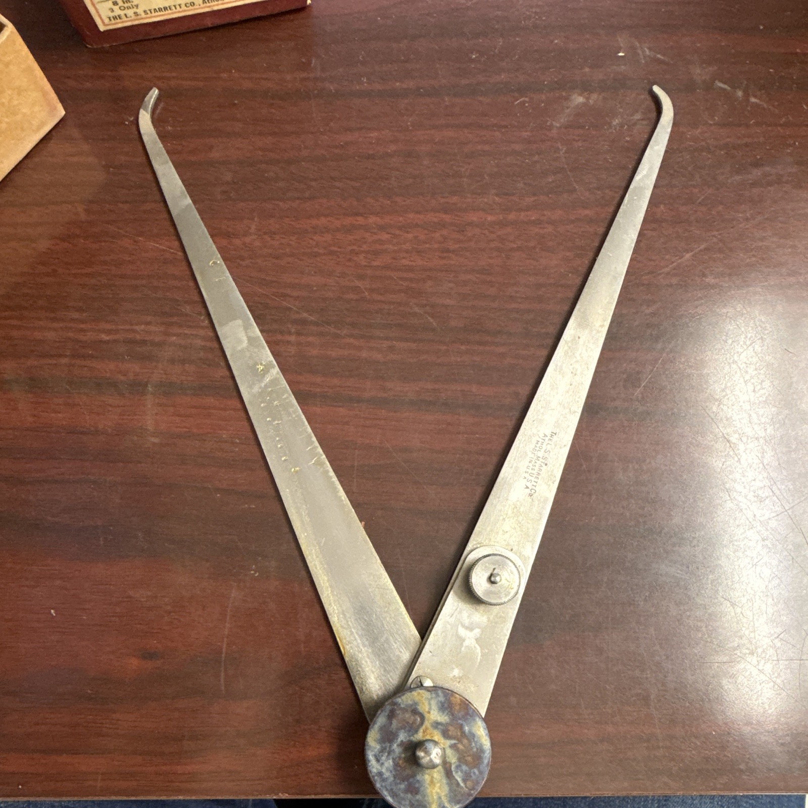 Starrett No. 39 Inside Lock Joint Calipers, 8 in Legs, 3 in Max Measurement