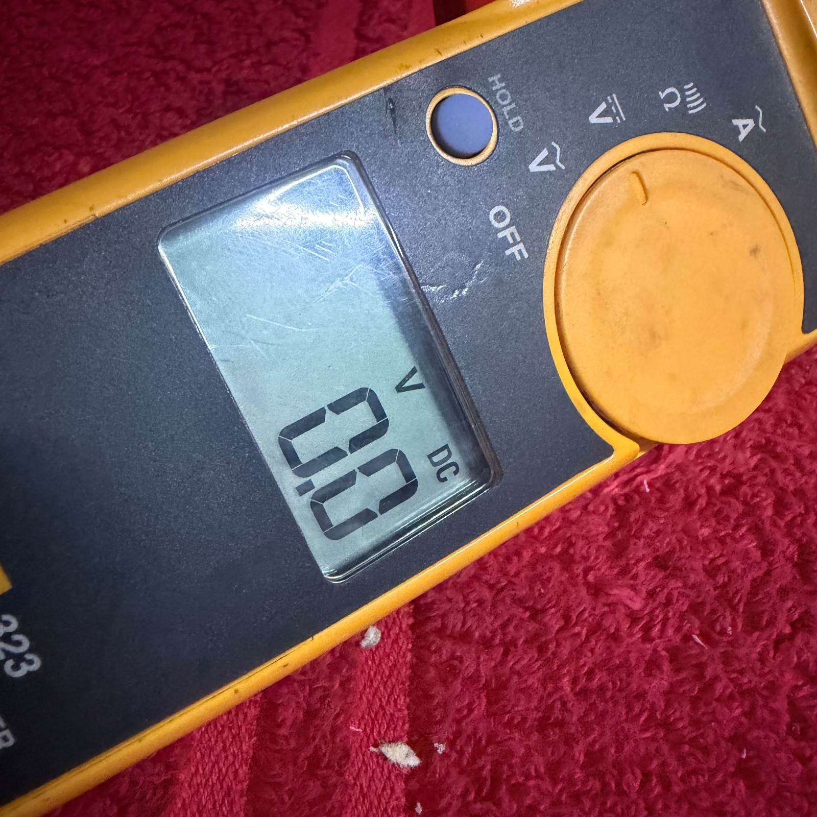 Fluke 323 Clamp Meter With Leads No Case