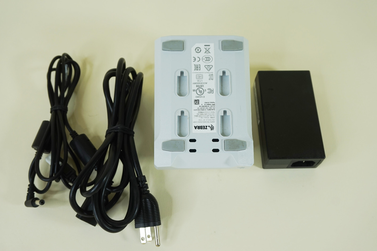 Zebra Quad 4Slot SHARECRADLE-01 SAC-TC51-HC4SC-01 TC52 TC57 Battery Dock Charger