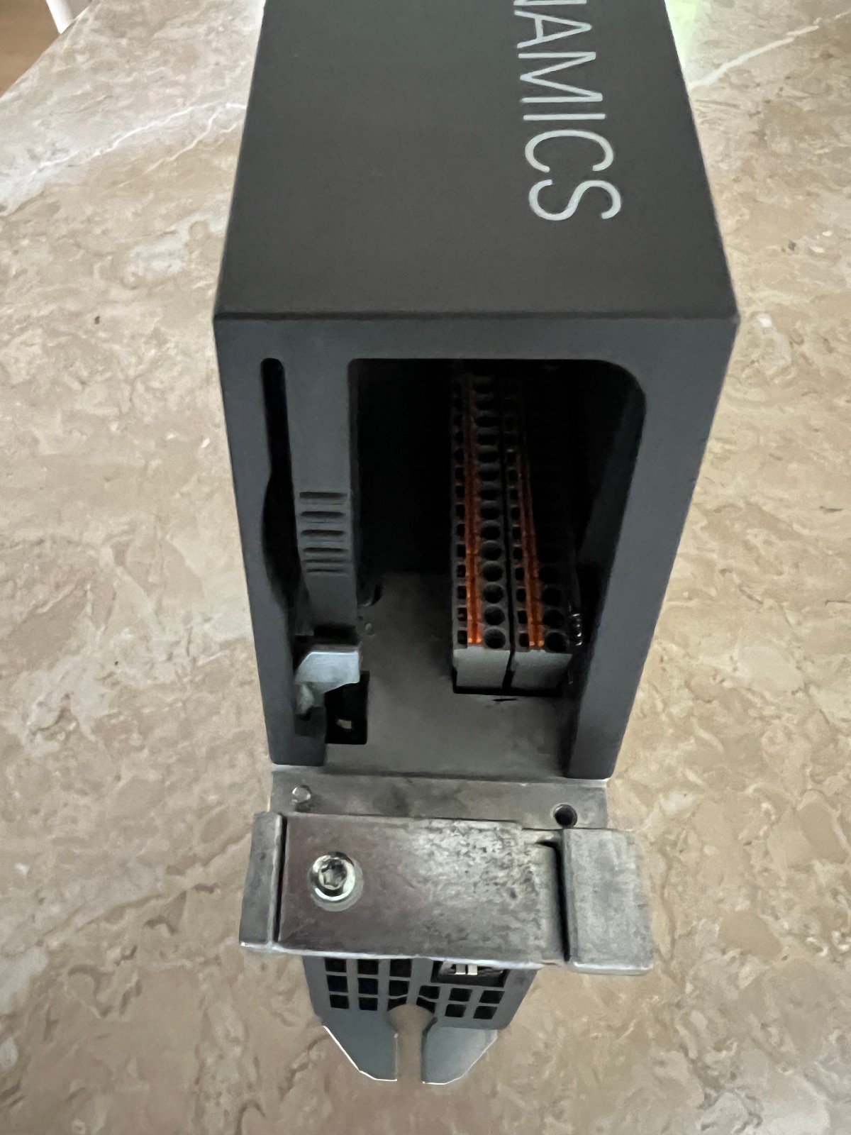 Siemens Sinamics 6SL3040-1MA01-0AA0 CU320-2 PN CONTROL UNIT *USED*