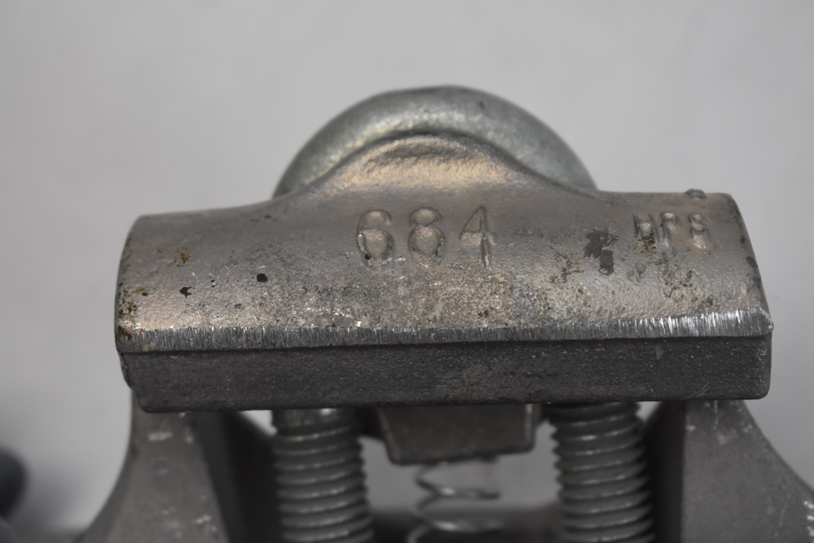 Deadend Straight Line Spring Loaded Side Opening 4-336.4 ACSR 2-350 .25-.69