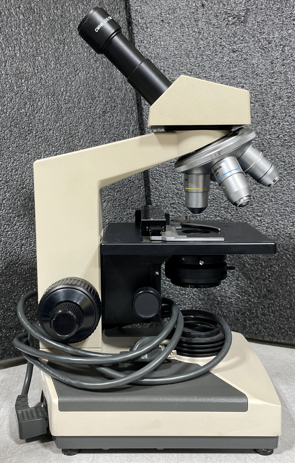 Olympus CH-2 CHT Monocular Microscope 4x 10x 40x 100x