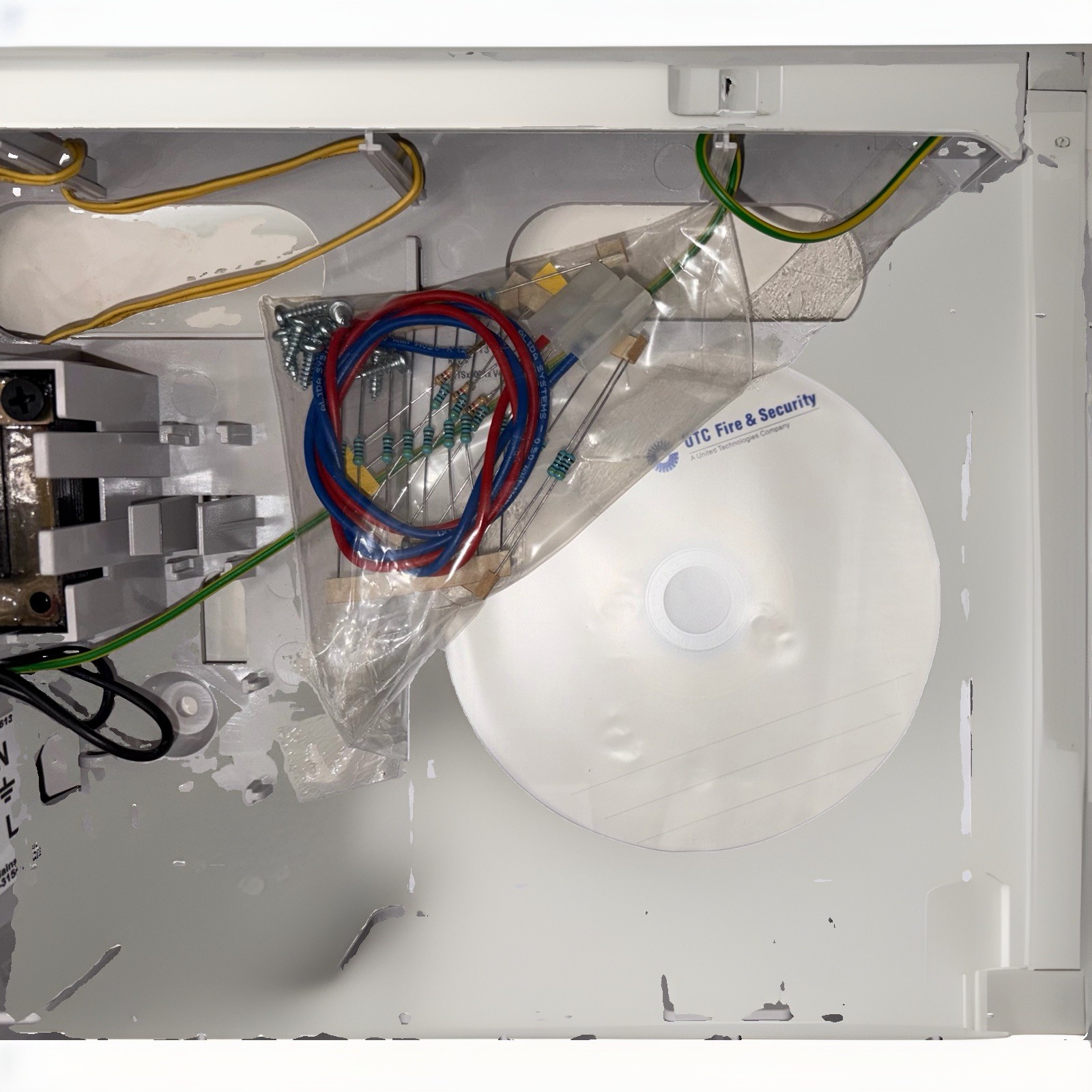 Interlogix Aritech ATS1500A-LP Advisor Advanced Hybrid Security Panel