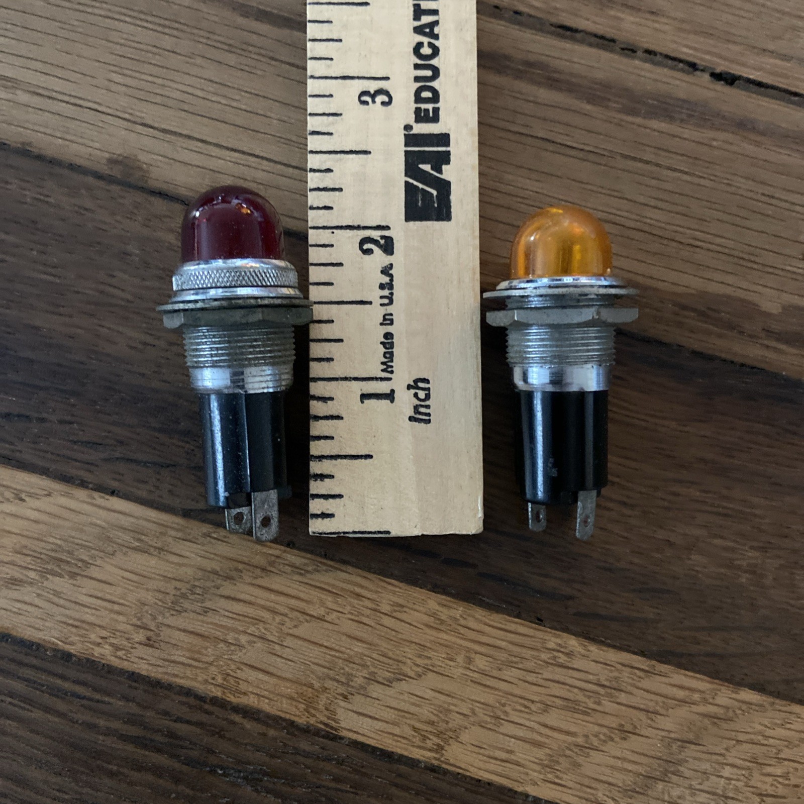 2 Dialco Panel Indicator Lights Red & Amber 75w 125v Plastic Lens