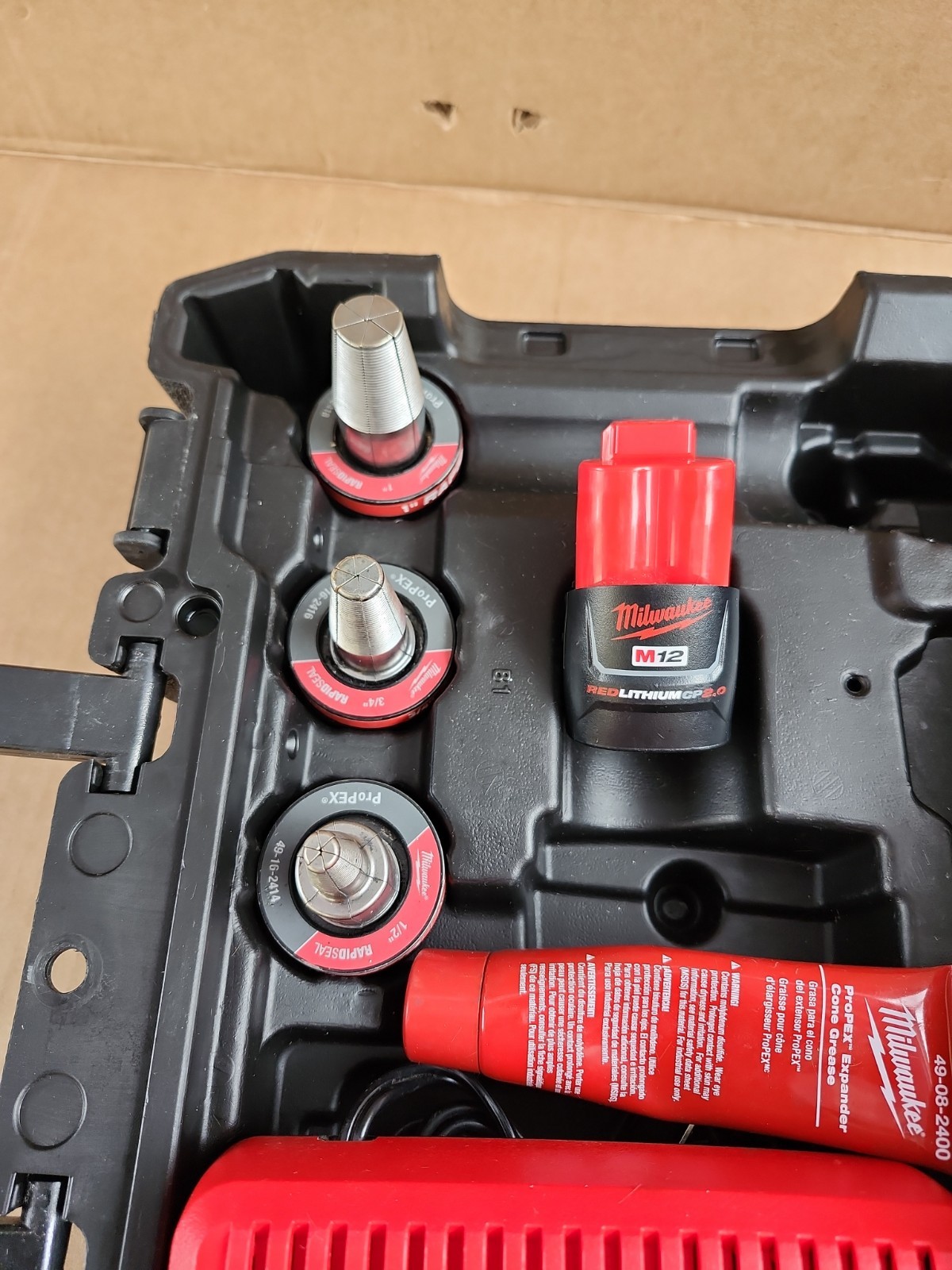 Milwaukee 2532-22 M12 FUEL ProPEX Expander Tool Kit 1/2″ to 1″ RAPID SEAL