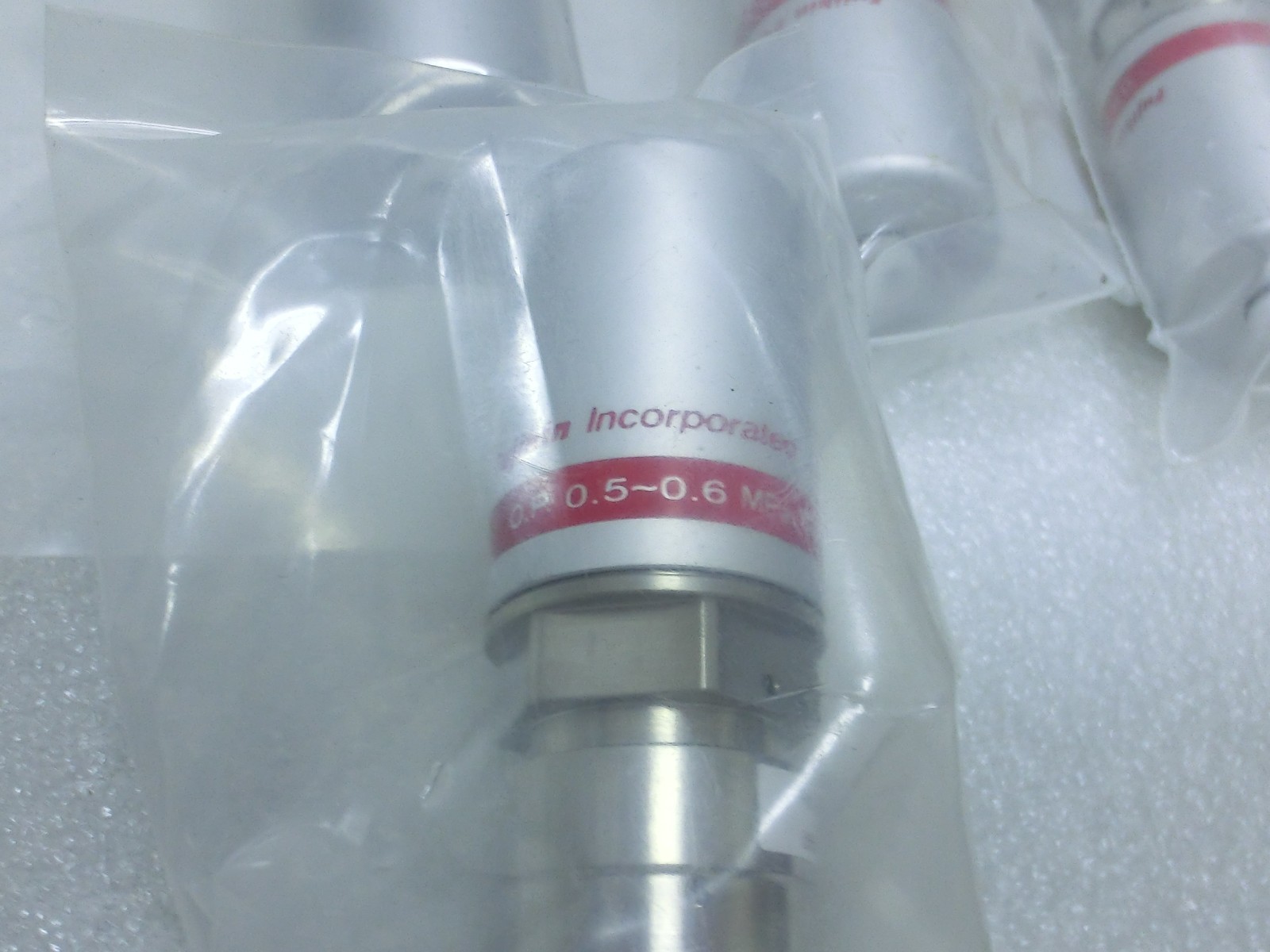 4pcs Fujikin 565601 Lam 766-197842-003 Rev B Diaphragm Valve,0.5~0.6mPa N.C~9927