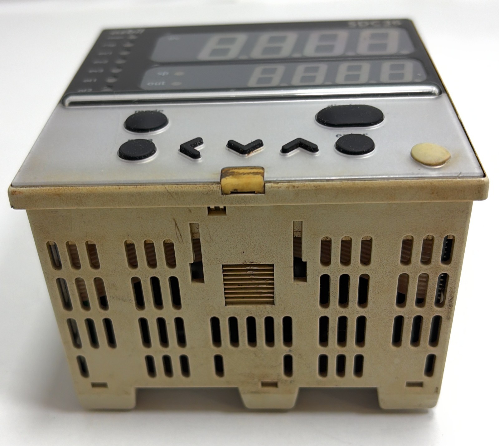 Azbil Yamatake SDC36 Temperature Controller C36TR1UA2100 AC100-240V 50/60Hz