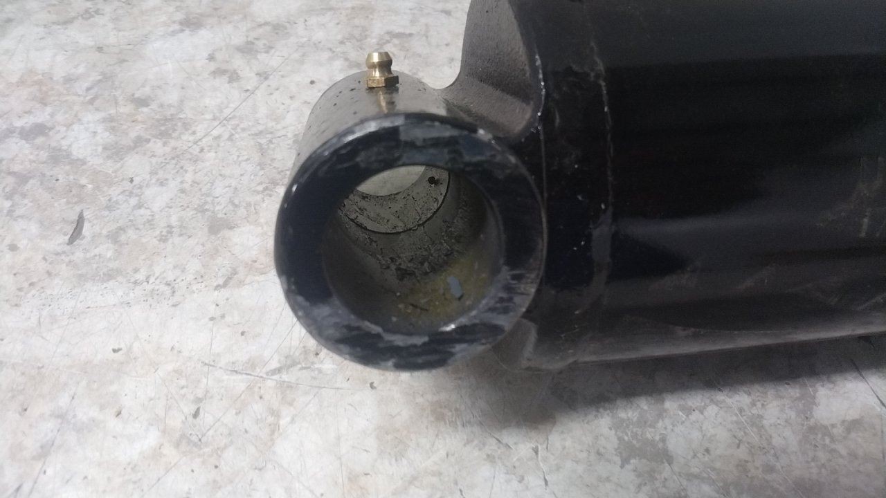 Maxim 288-355 3.5 In Bore Dia 18 In Stroke L Heavy Dty Welded Hydraulic Cylinder