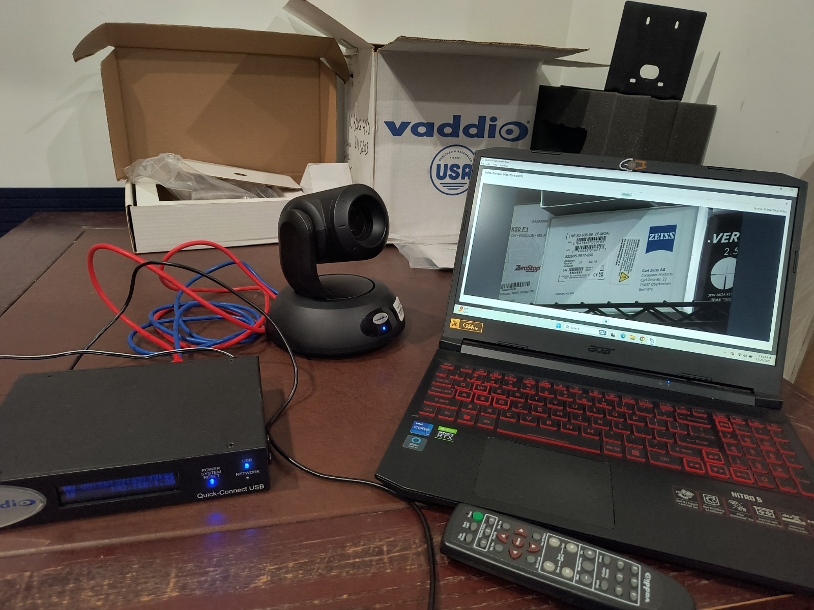Vaddio ROBOSHOT 30 HDBT Camera PTZ 998-9910-000 with OneLink HDMI Box & Remote