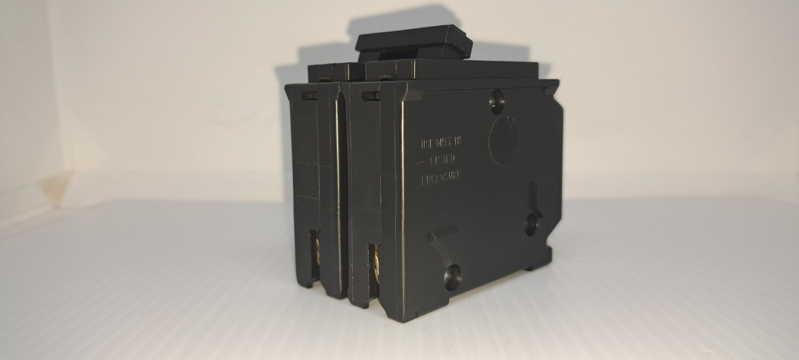 SQUARE D HOM230 30 AMP 2 POLE 240 VOLT CIRCUIT BREAKER TYPE HOM