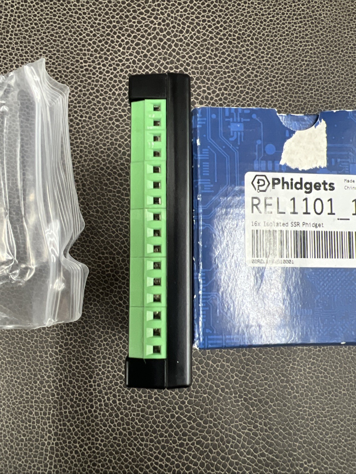 Phidgets REL1101_1 16x Isolated Solid State Relay Phidget REL1101 SSR Output 16X