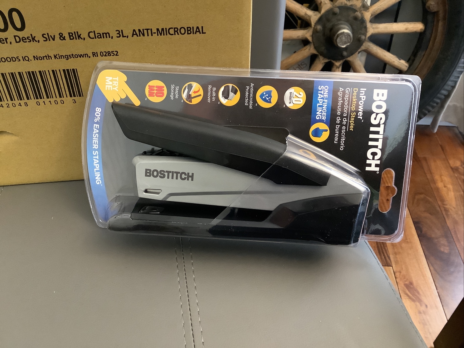NEW BOX OF 5! Bostitch Stapler Inspire One Finger Stapling 20 Sheets Desktop
