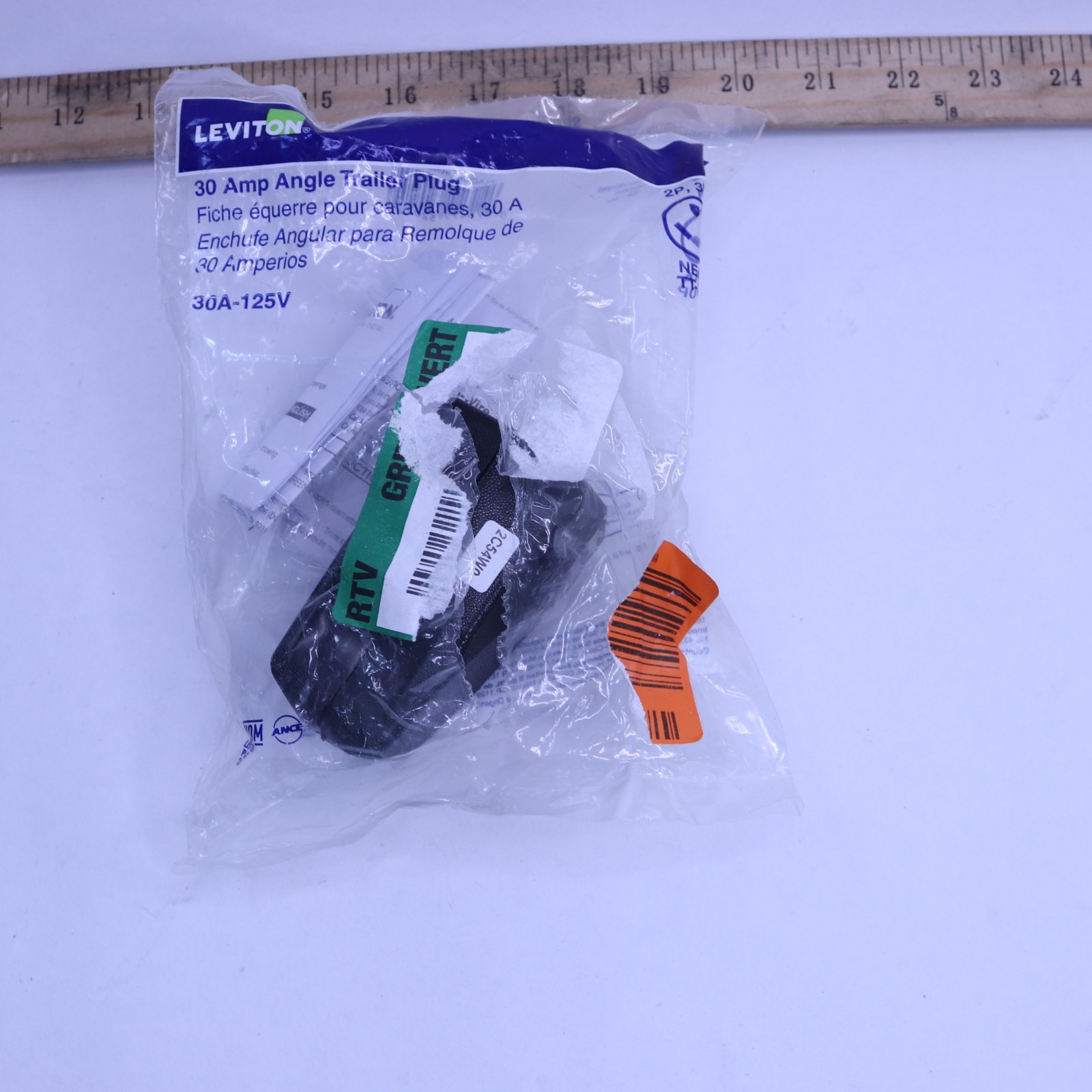 Leviton NEMA TT-30P Angle Plug Black 30 Amp 00830-E – Missing Hardware