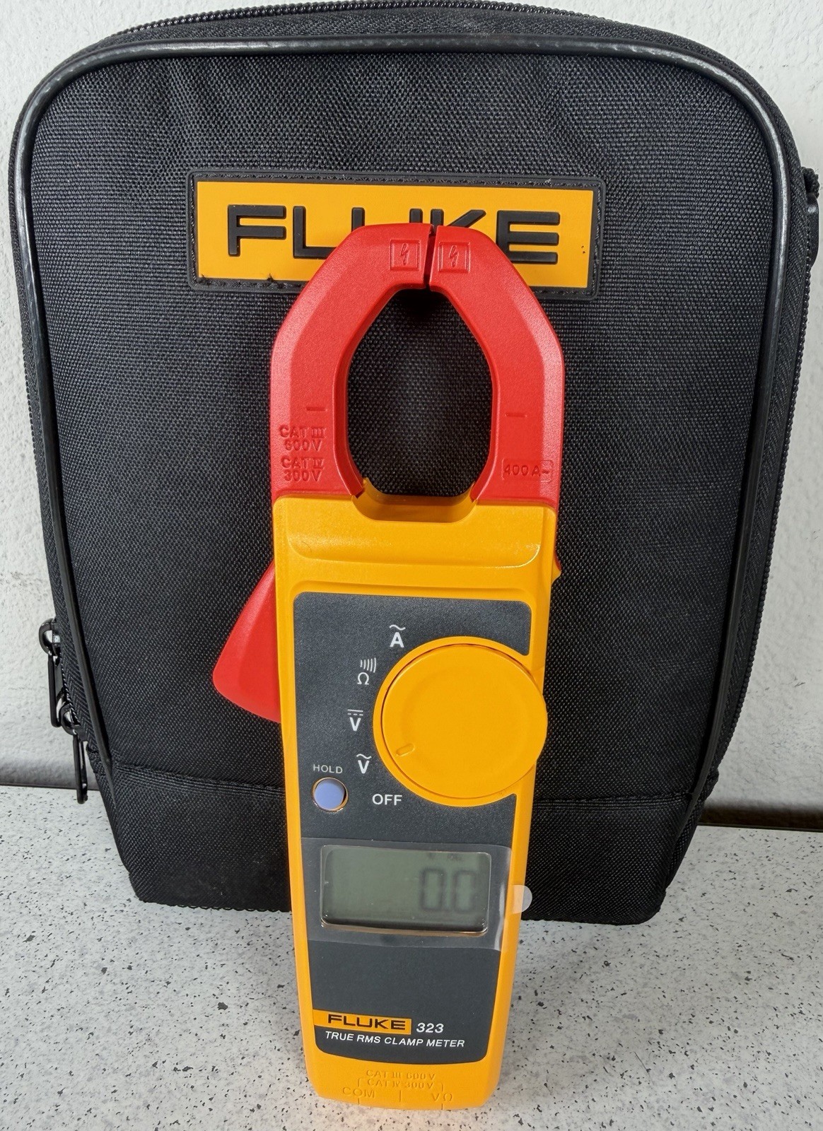 Fluke 116/323 KIT HVAC Compact Multimeter & Clamp Meter Combo Kit New!!
