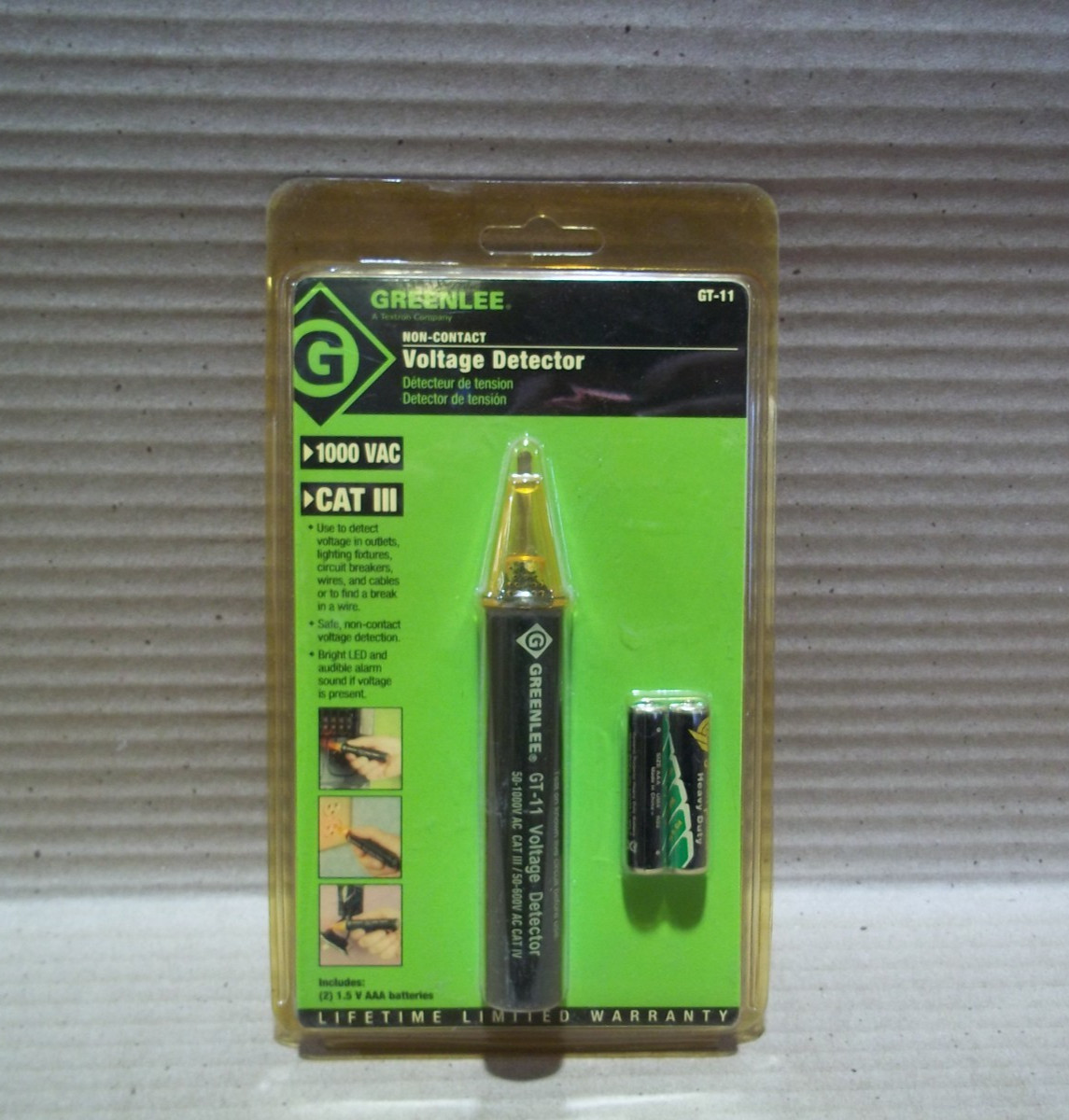 NEW GREENLEE GT-11 NON-CONTACT VOLTAGE DETECTOR CAT III 50 – 1000VAC 50-500HZ AK