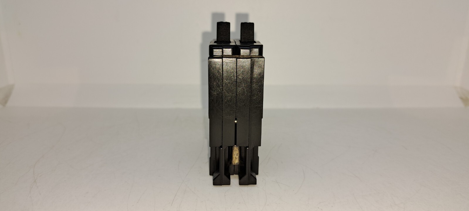 ITE QT1-1515 TANDEM 15 AMP Circuit Breaker EQ-T QTI-1515 Closed Clip FLAW