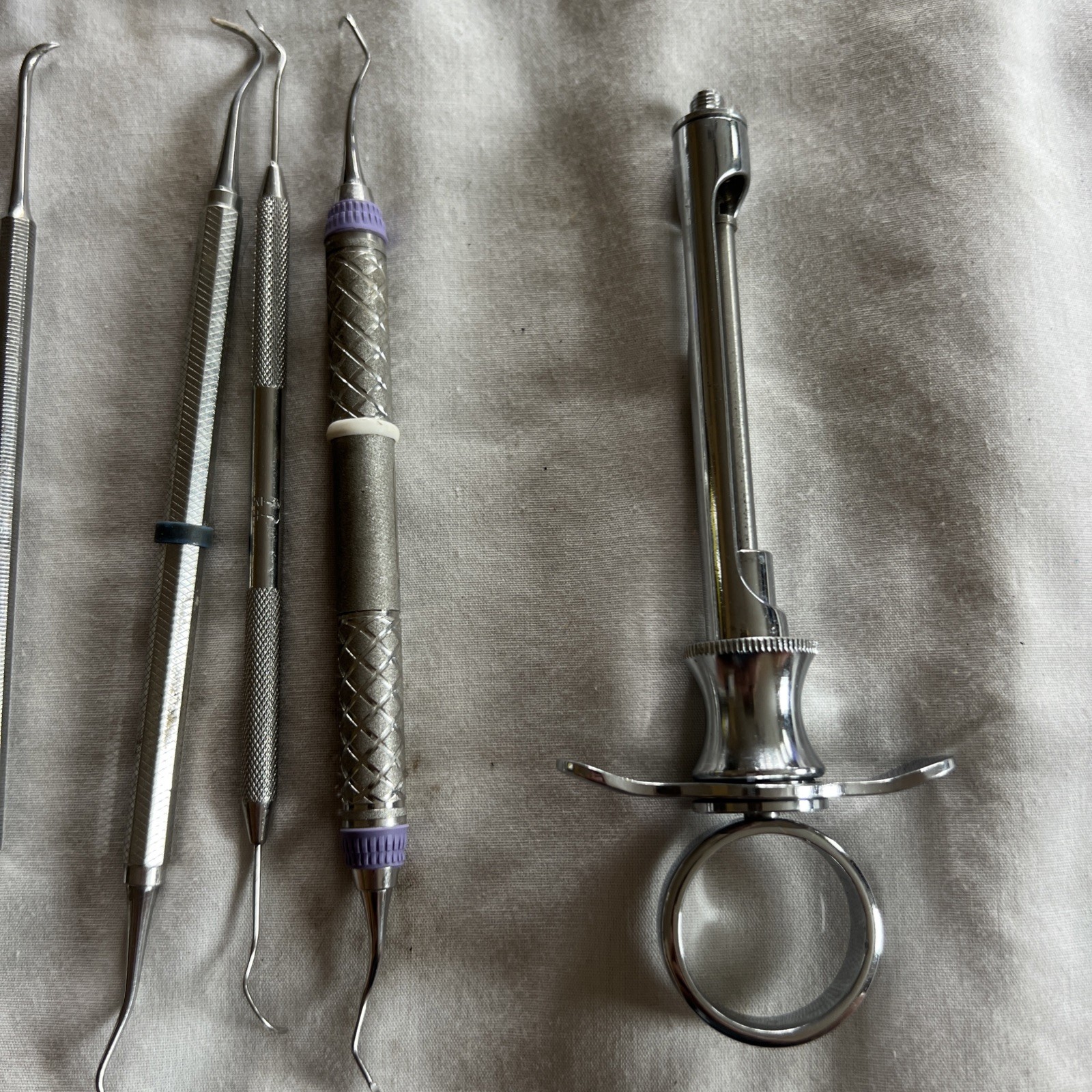 Mixed Lot Dental Instruments (7 Pieces)
