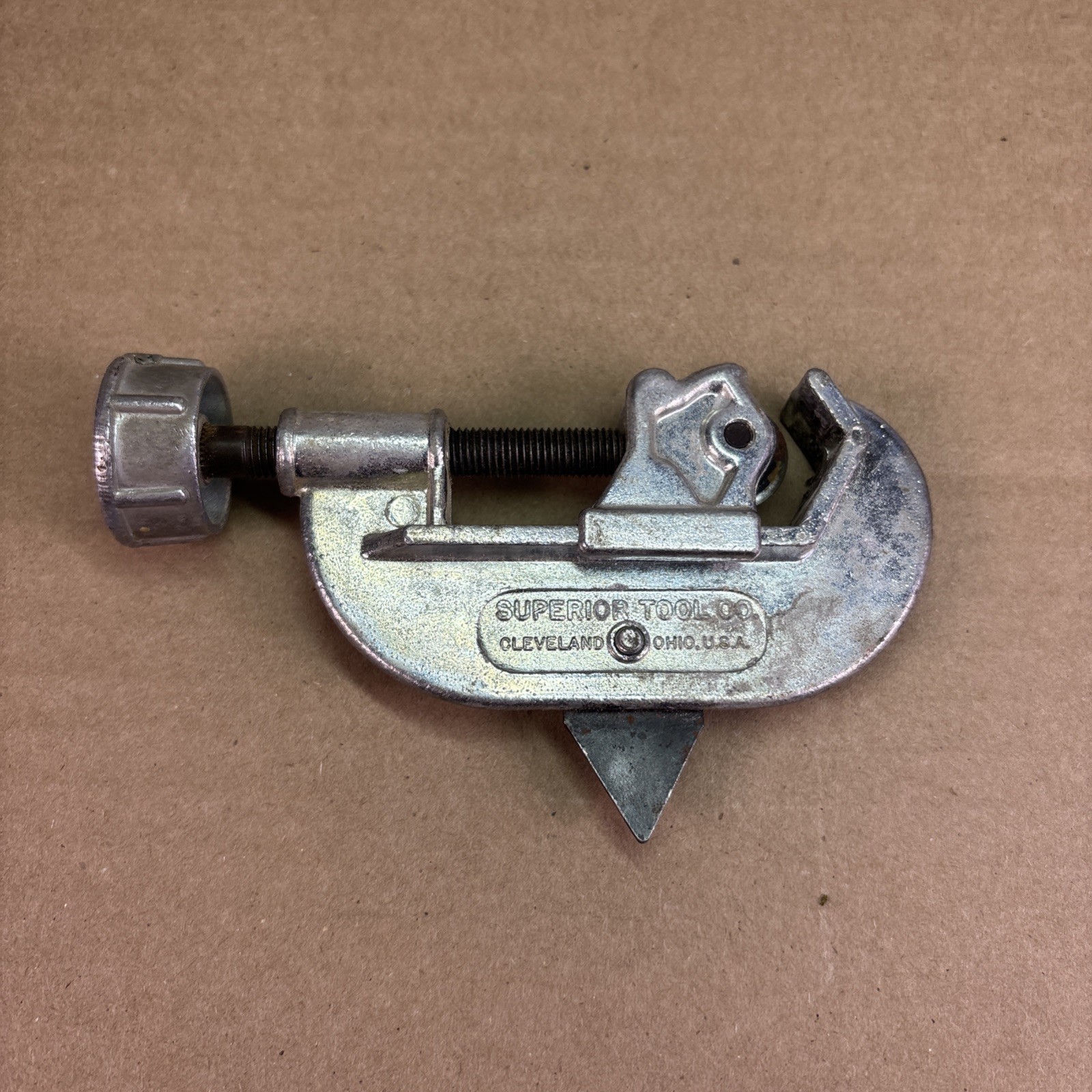 SUPERIOR TOOL Metal / PVC Tube Cutter 1/8″ To 1-1/8″ USA