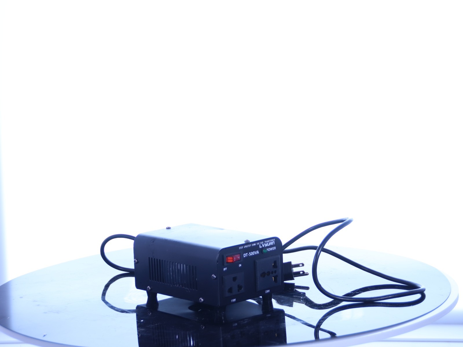 LVYUAN Step Up & Step Down Voltage Transformer 110 V / 230 V DT-500VA