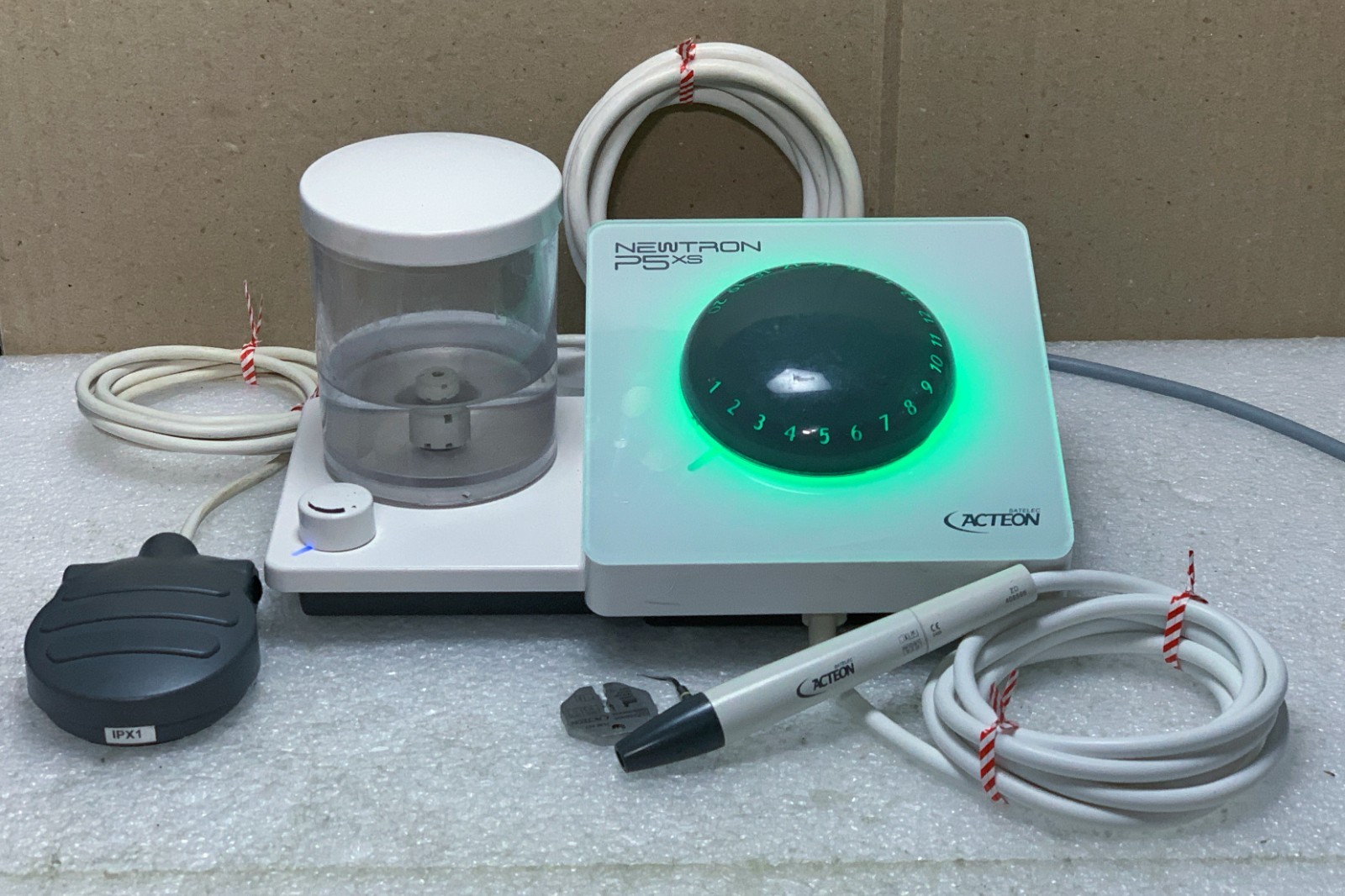 Acteon / Newtron / Satelec P5 XS B.LED Ultrasonic Scaler,90-Day Warranty