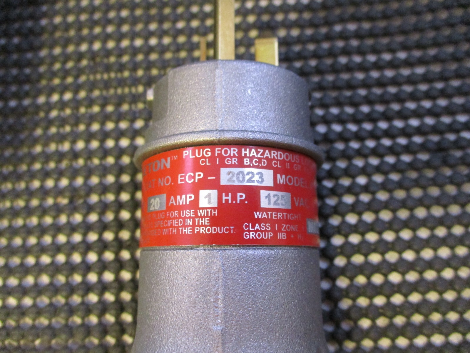 APPLETON EFSC175-2023 & ECP2023 20A EXPLOSION PROOF RECEPTACLE + PLUG SET 125V