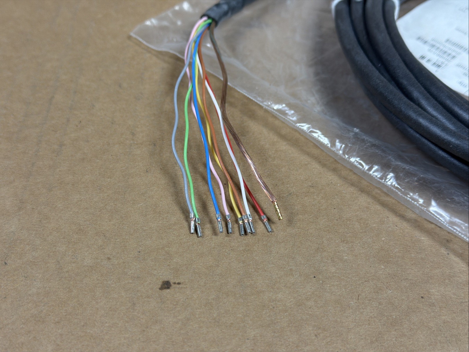 BALLUFF BCC00UU Single Ended Cordset M16 Female Right Angle to Pigtail 5M 8P