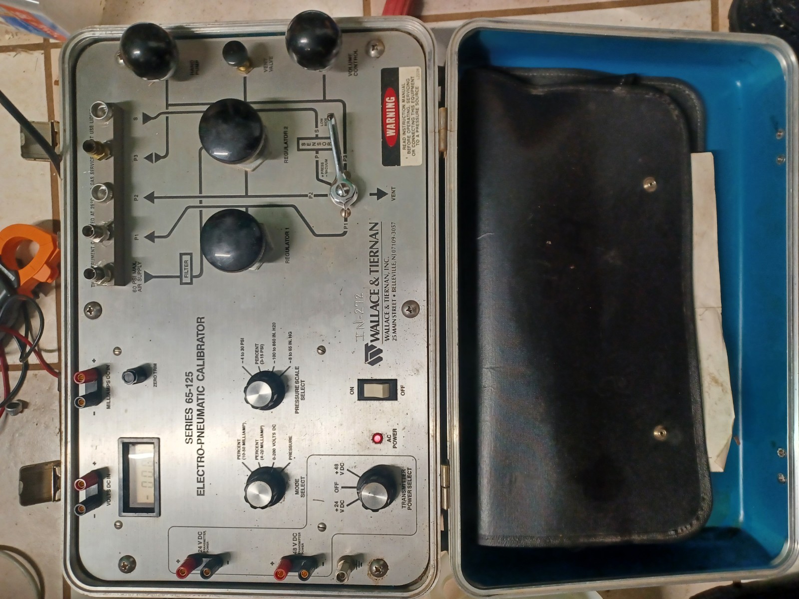 Wallace & Tiernan 65-125 Electro-pneumatic Calbirator