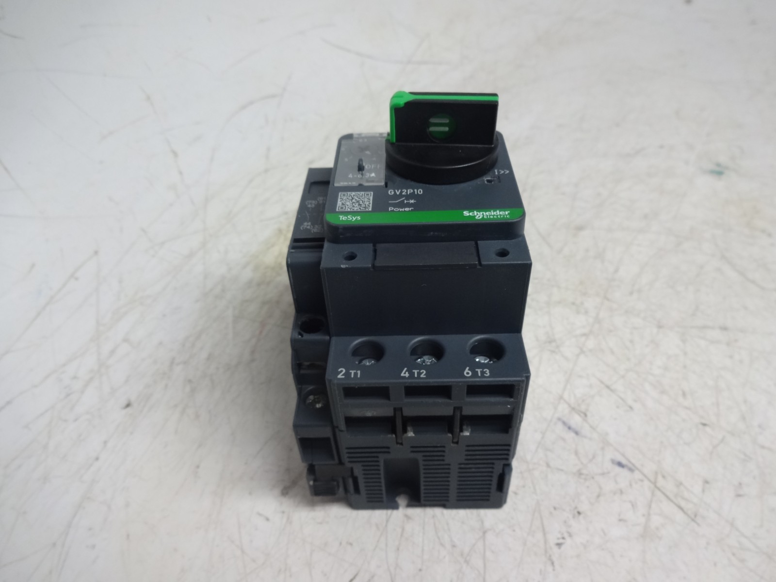 Schneider Electric GV2P10 4-6.3A Circuit Breaker / GVAN11 Auxiliary Contact