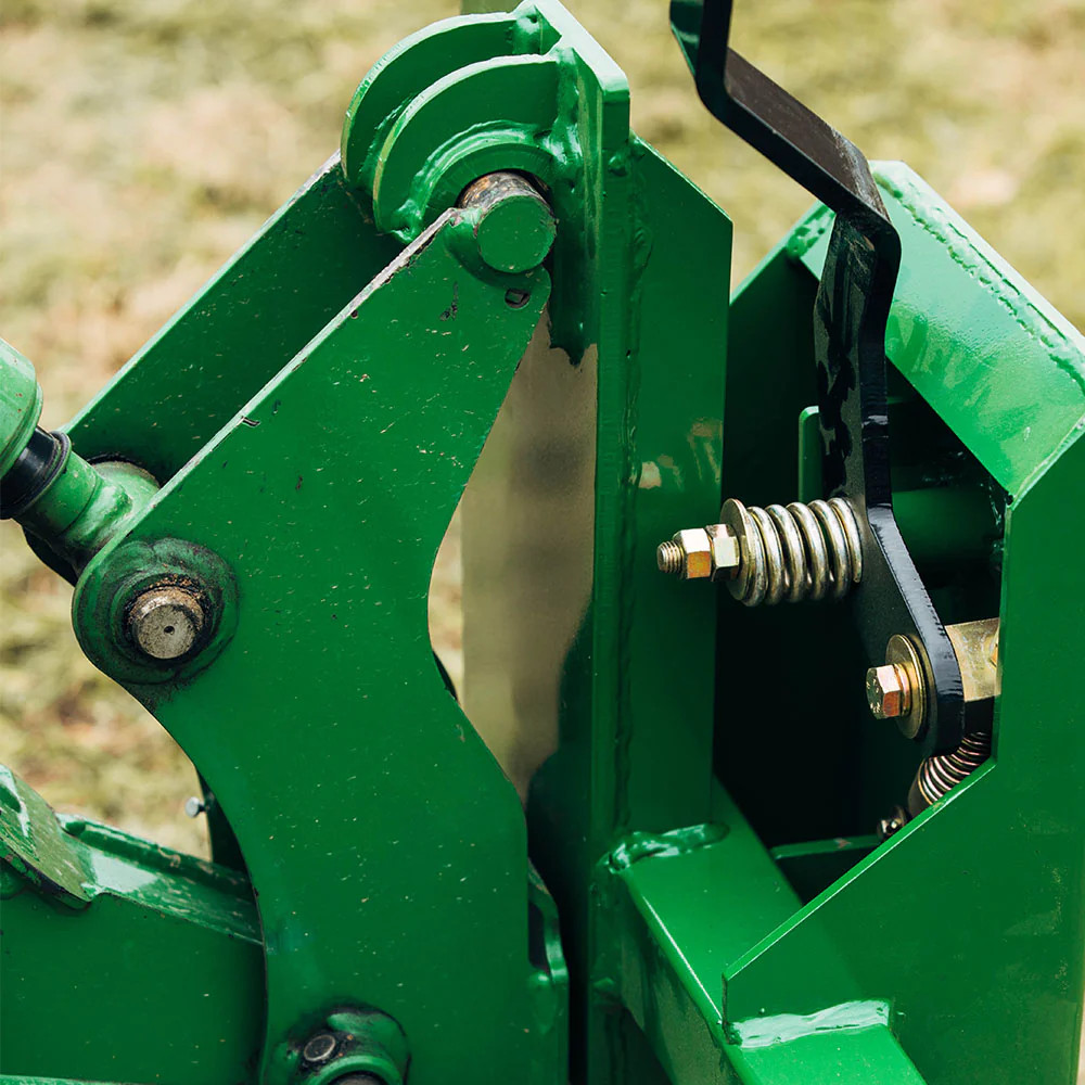 Titan Attachments Quick Tach Adapter Fits John Deere Tractors to Convert SSQA