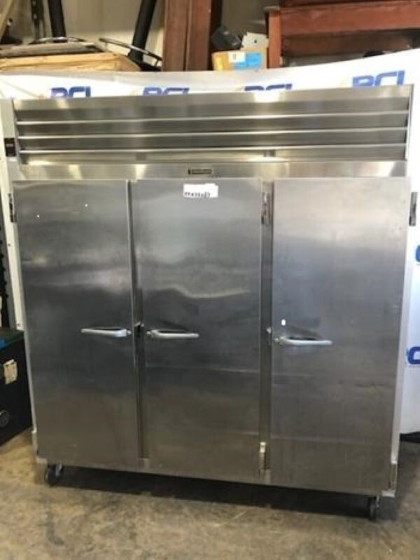 TRAULSEN G30011 3 DOOR REACH IN REFRIGERATOR SOLID DOORS 2017, cheapest on e bay