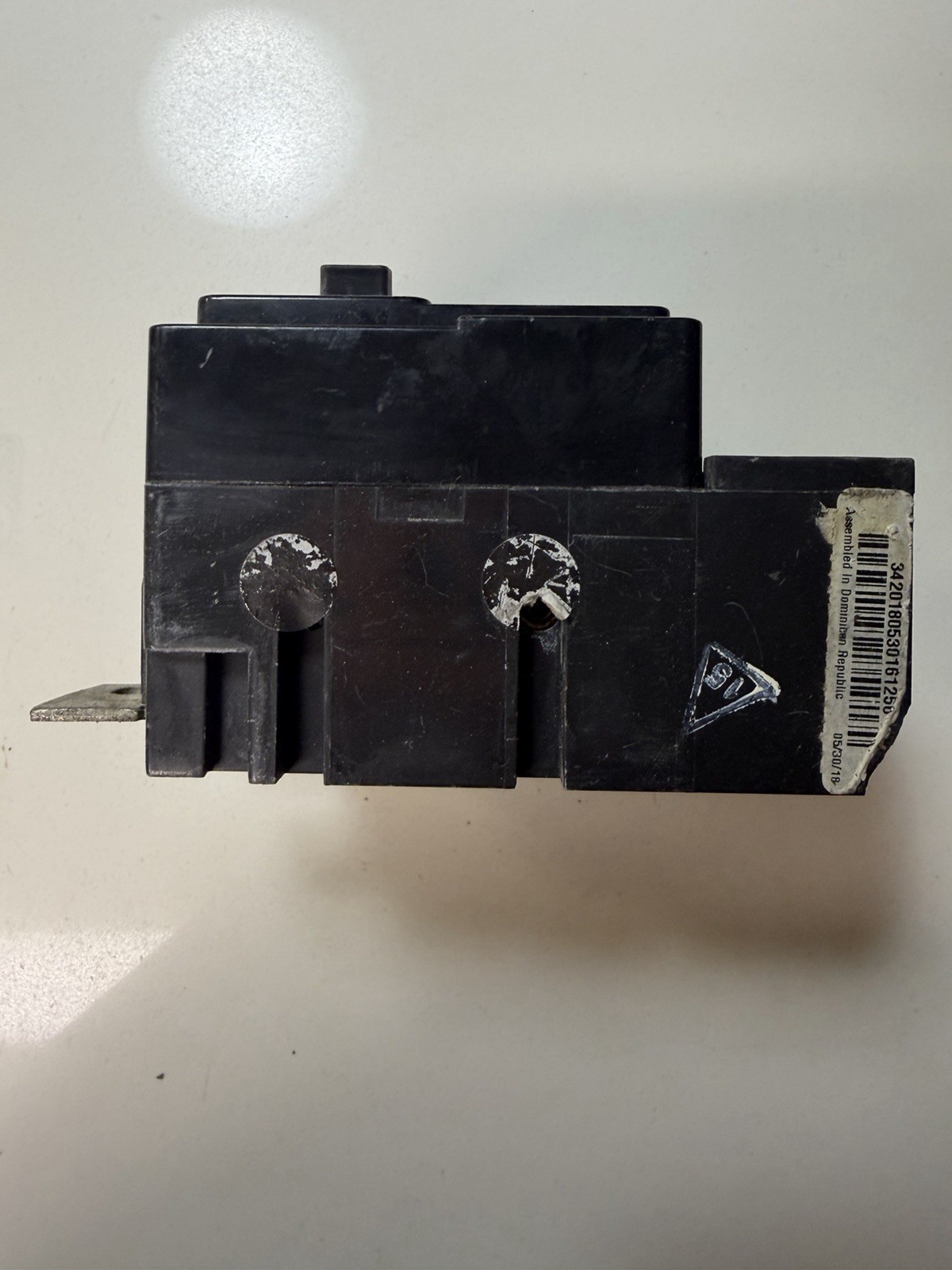 Eaton CSR2200N 200A 2-Pole 120/240V AC Main Breaker, Trip Indicator
