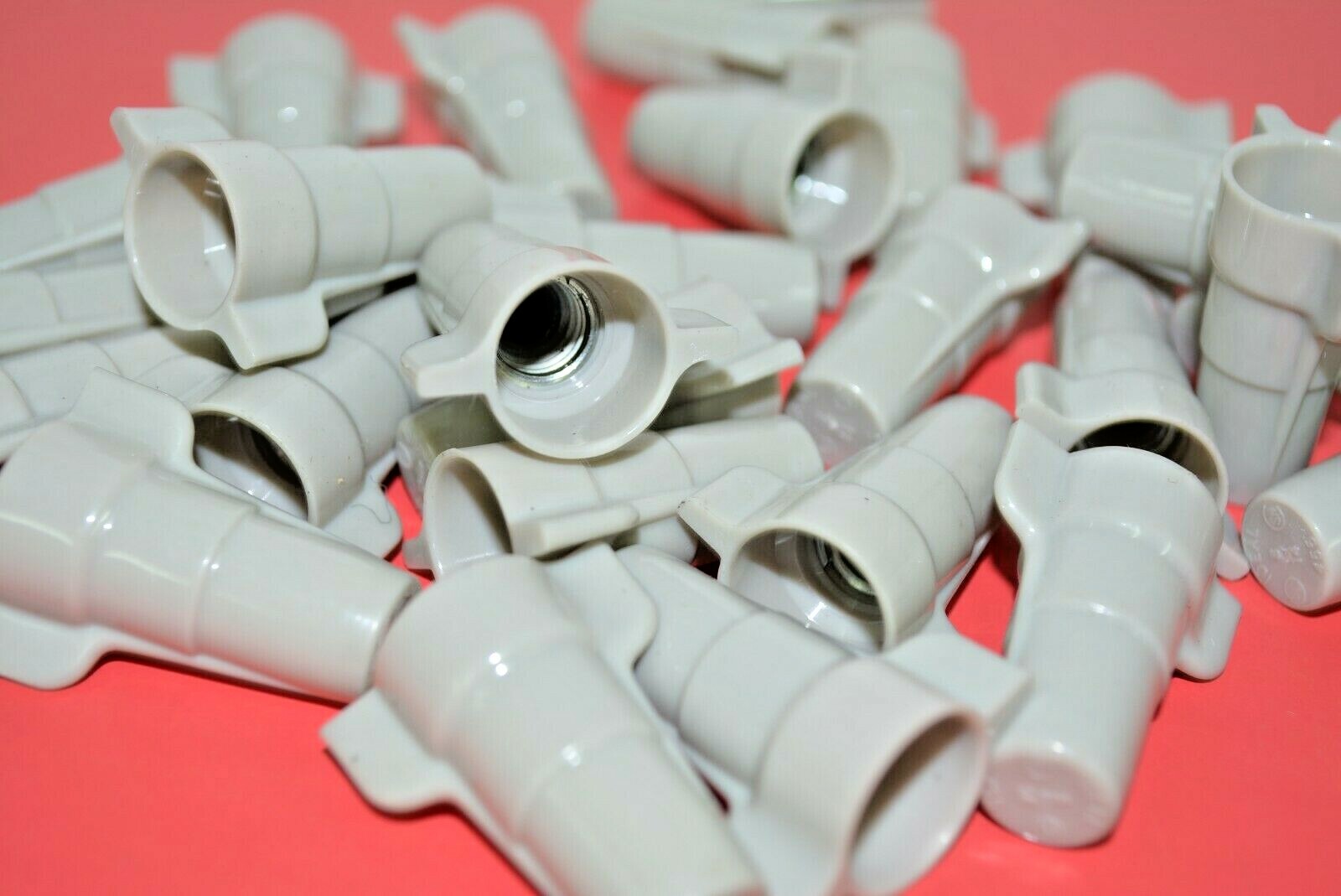 100 x WINGED TWIST 300V 22-16 AWG GREY Electrical WIRE Spring CONNECTOR 455 NEW