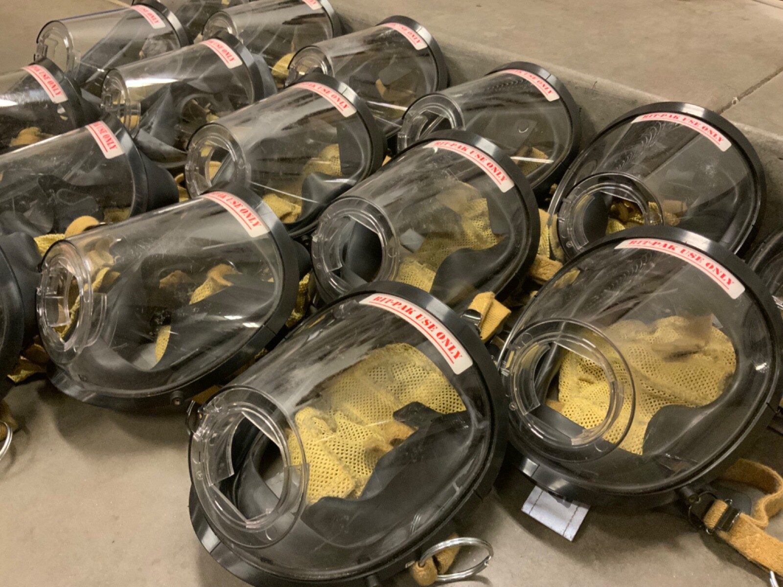 Scott AV3000 “RIT-PAK USE ONLY” Firefighter SCBA Mask KevlarHeadnet Size Medium