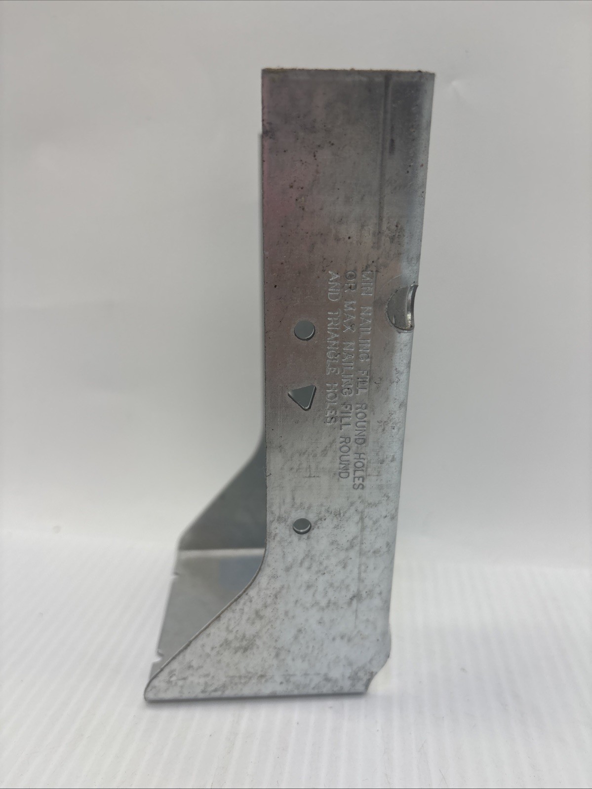 Simpson HUC28-2 Galvanized Face-Mount Concealed-Flange Joist Hanger {41}