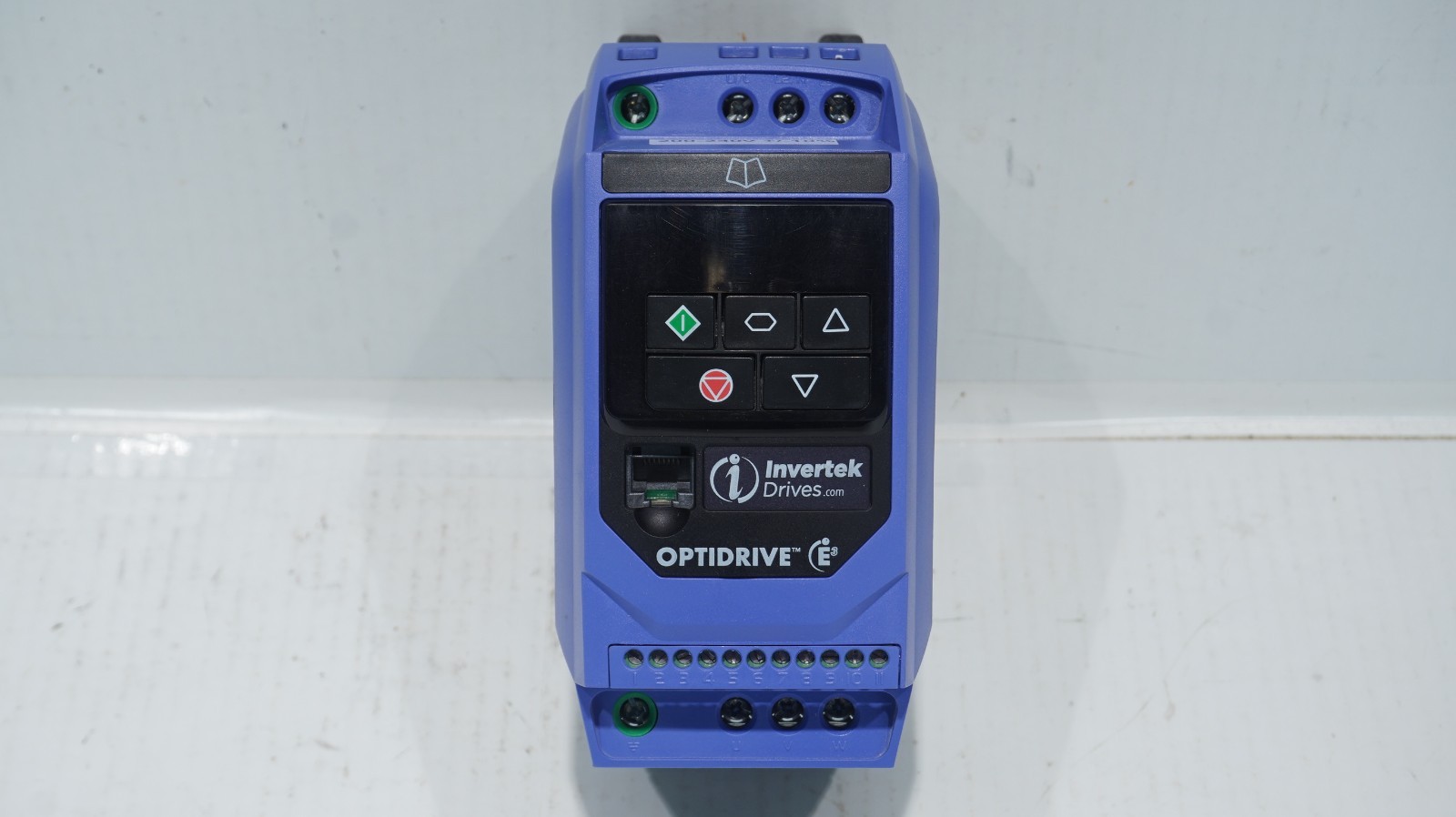 INVERTEK OPTIDRIVE E3 VARIABLE FREQUENCY DRIVE ODE-3-120043-3012 IP20/UL OPEN