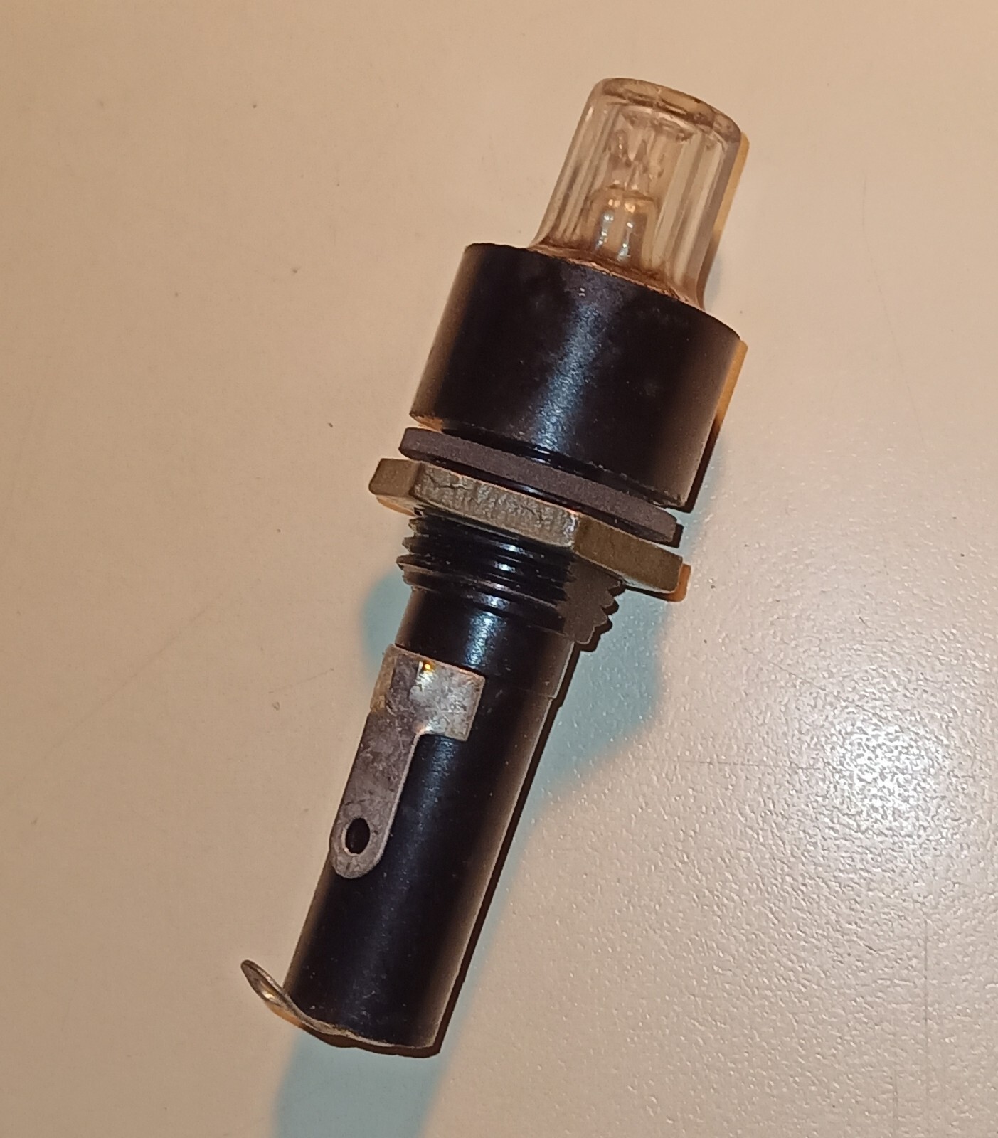BUSS HKL-15A 250V (or less) Indicating FUSEHOLDER FUSE HOLDER with hardware