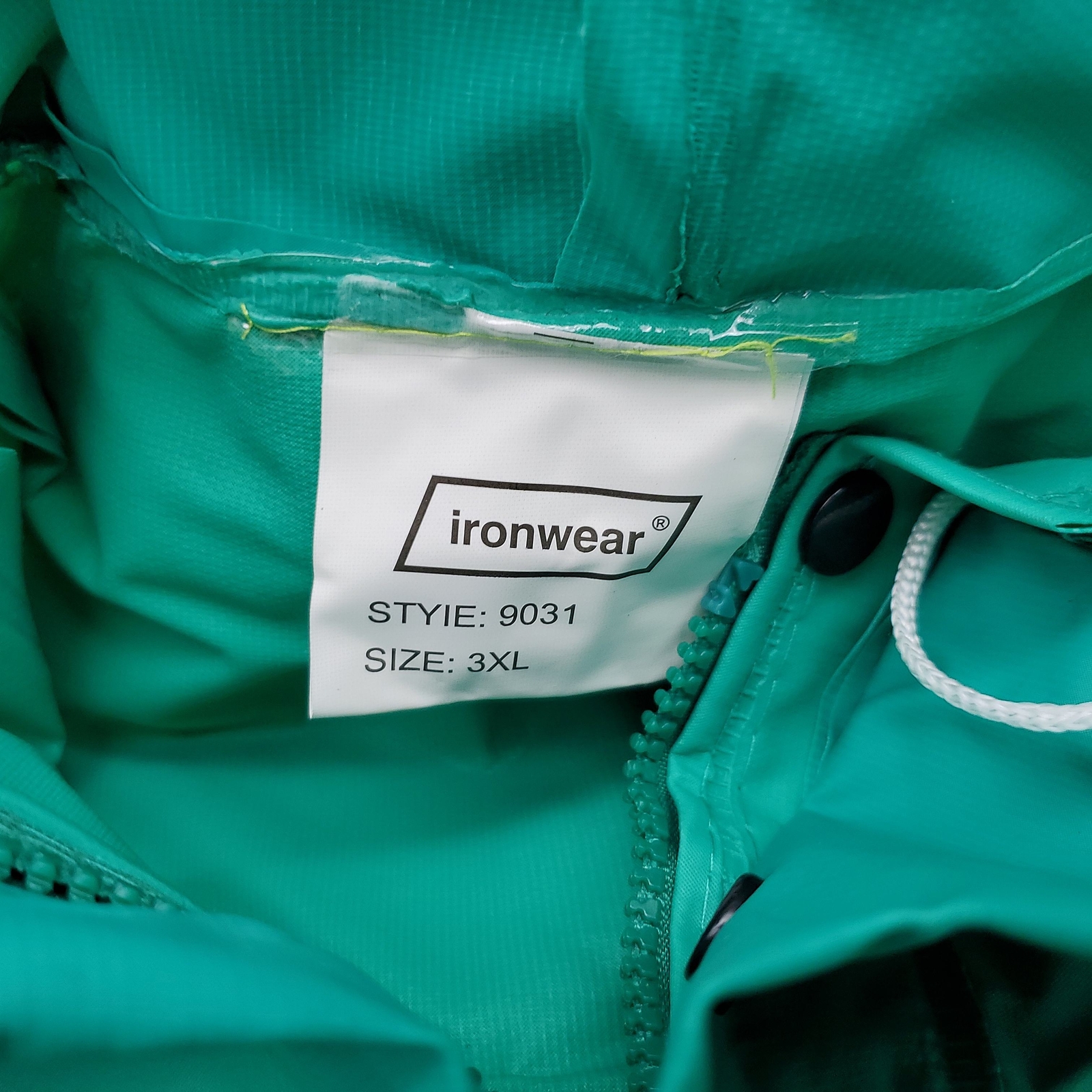 Ironwear 9031 Rainsuit XXXL / 3XL Flame Resistant PVC Nylon Coverall & Jacket