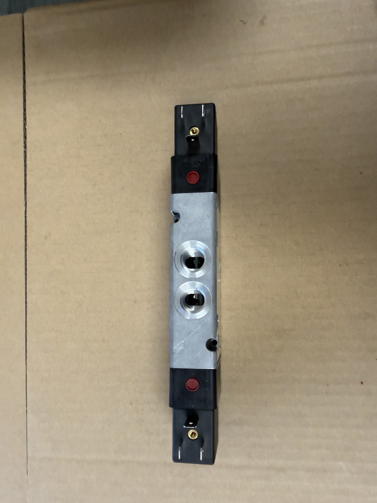 V61R511A-A313JB Norgren Solenoid Valve 1/4″npt 24VDC Coil (NO CONNECTORS)