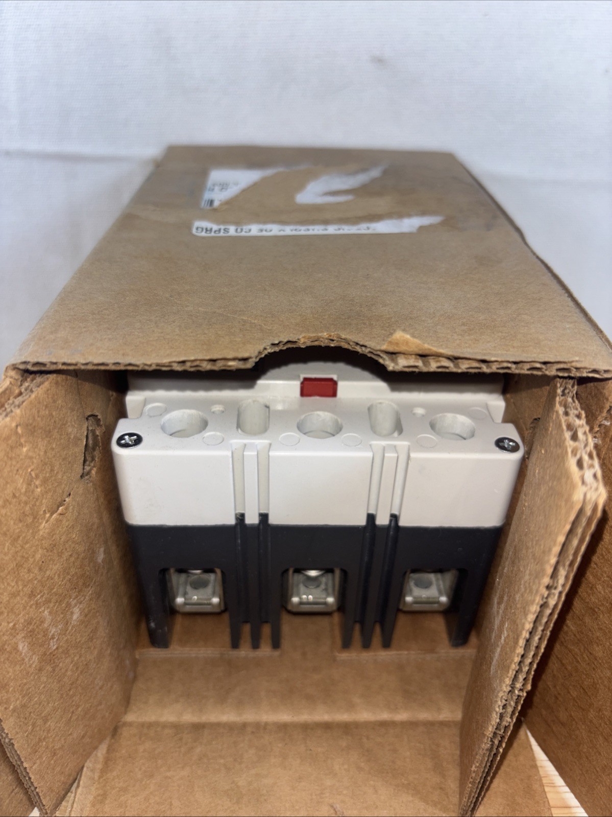 Eaton ED3125, 125 Amp, 3 Pole , 240VAC 65KA, Main Breaker