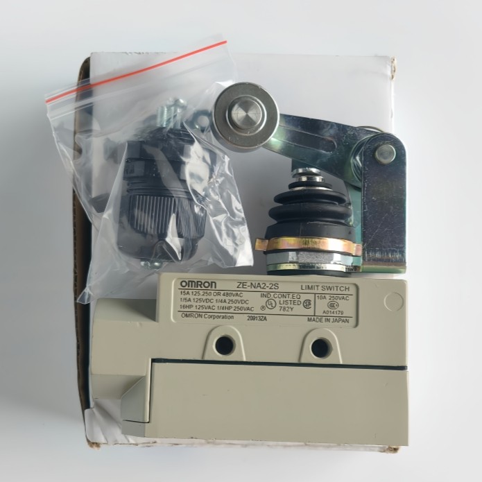 ZE-N-2S ZE-NJ-2S ZE-NA2-2S Omron New Limit Switch 1PCS: US Inventory