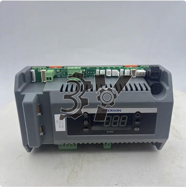 One New Emerson XCM25D unit controller 543-0220-00 with built-in display screen