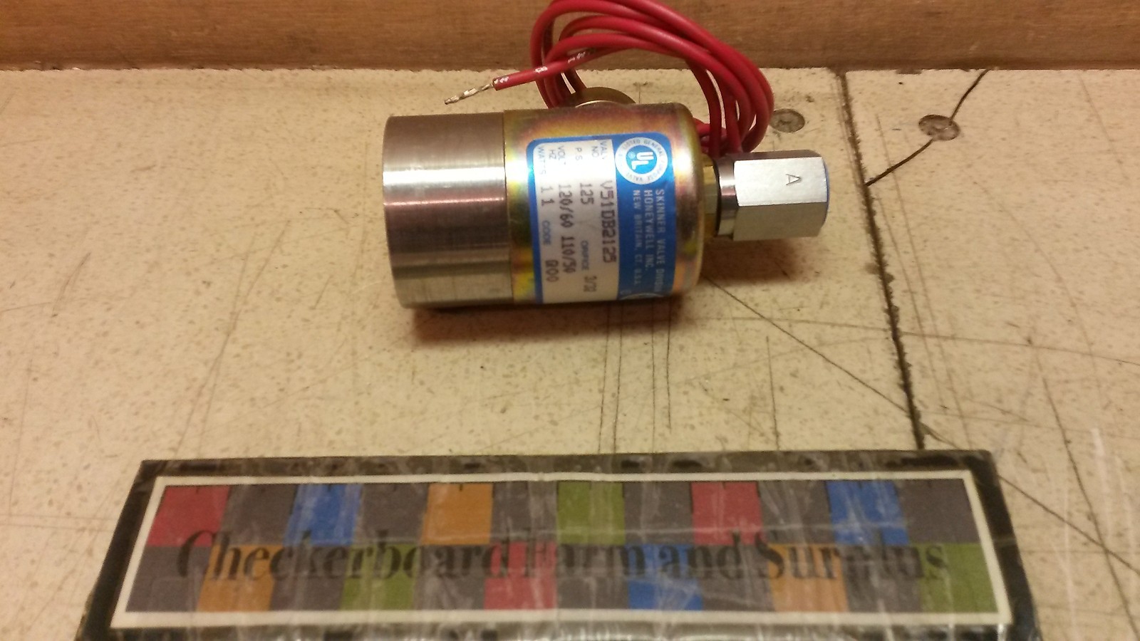 NOS Skinner Solenoid Valve V51DB2125 120V 652124 11024121 4810012312717