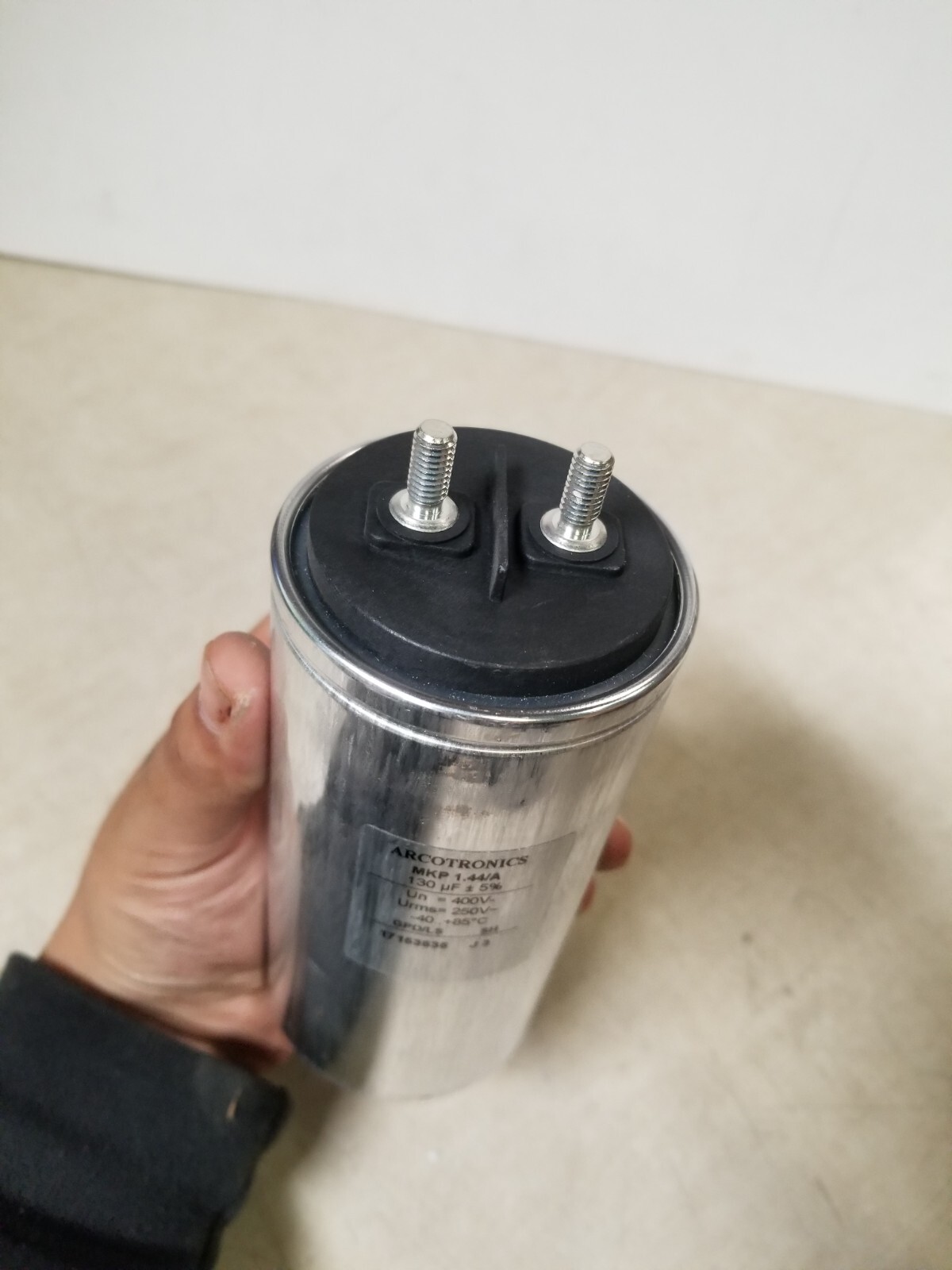 Lot of 2 – Arcotronics Capacitor MKP 1.44/A GPD/LS SH 17153635 C44AFGP6130ZA0J