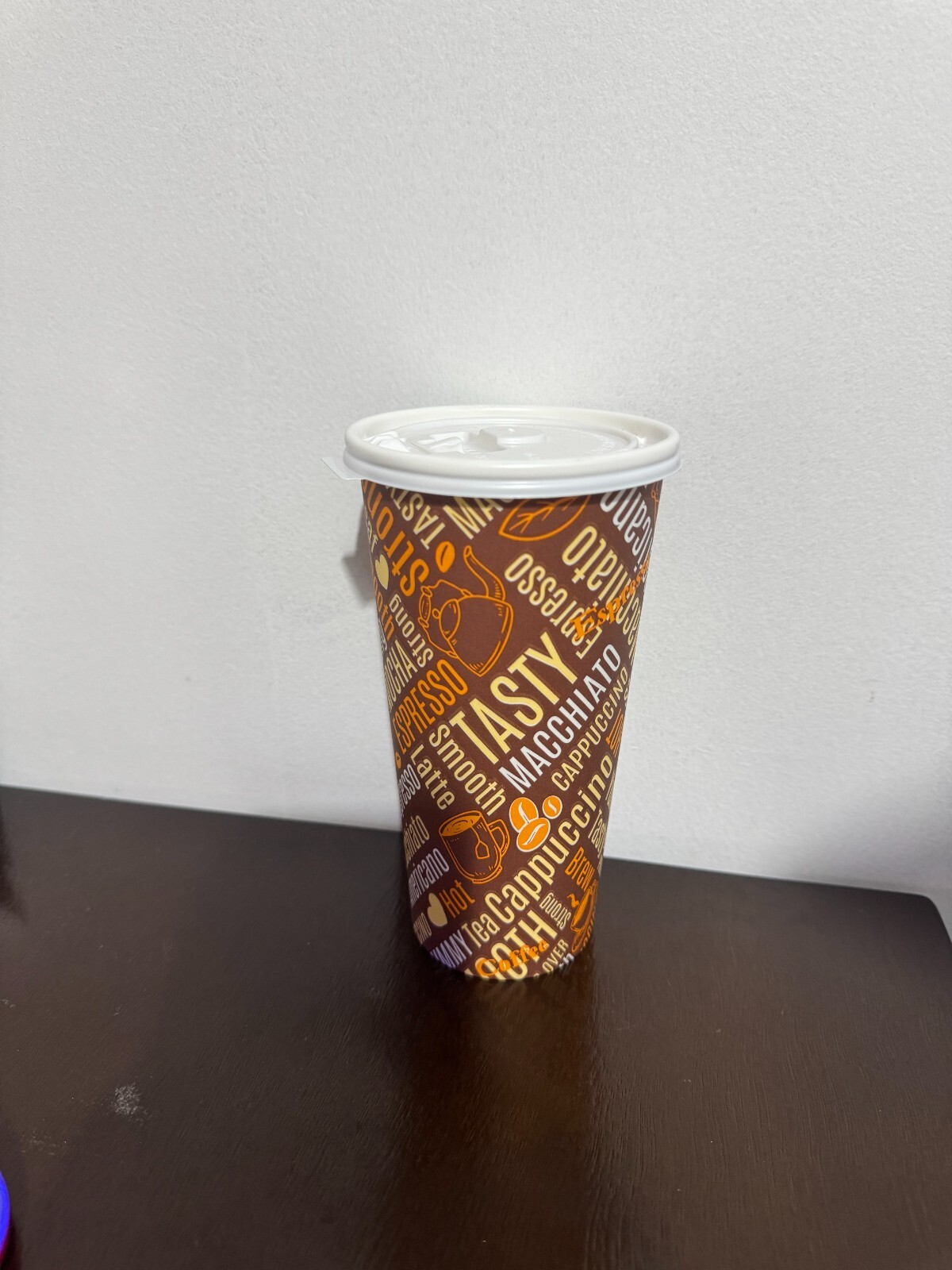 16oz Disposable Paper Cups for Hot Drinking White and Brown