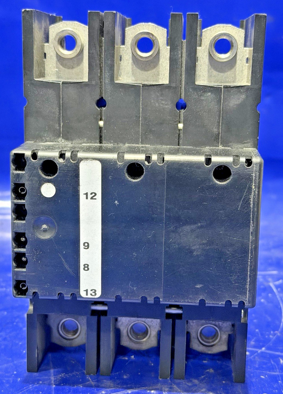 AIC25000 750 Amp 80V Airpax 3P Lineage Power Circuit Breaker 🟦