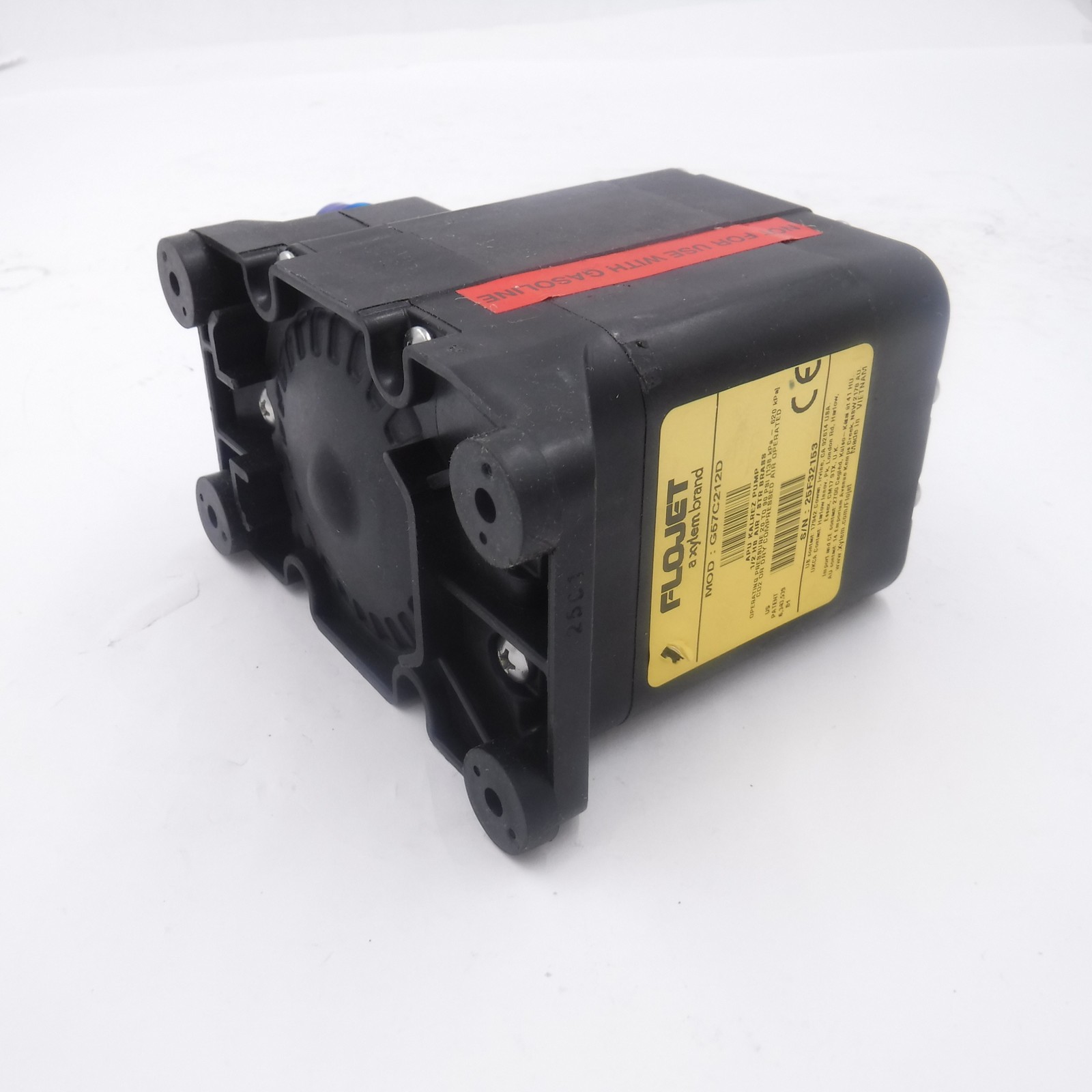 Flojet G57C212D Air Operated Kalrez Diaphragm Pump 5 GPM 1/2 HB 100 psi