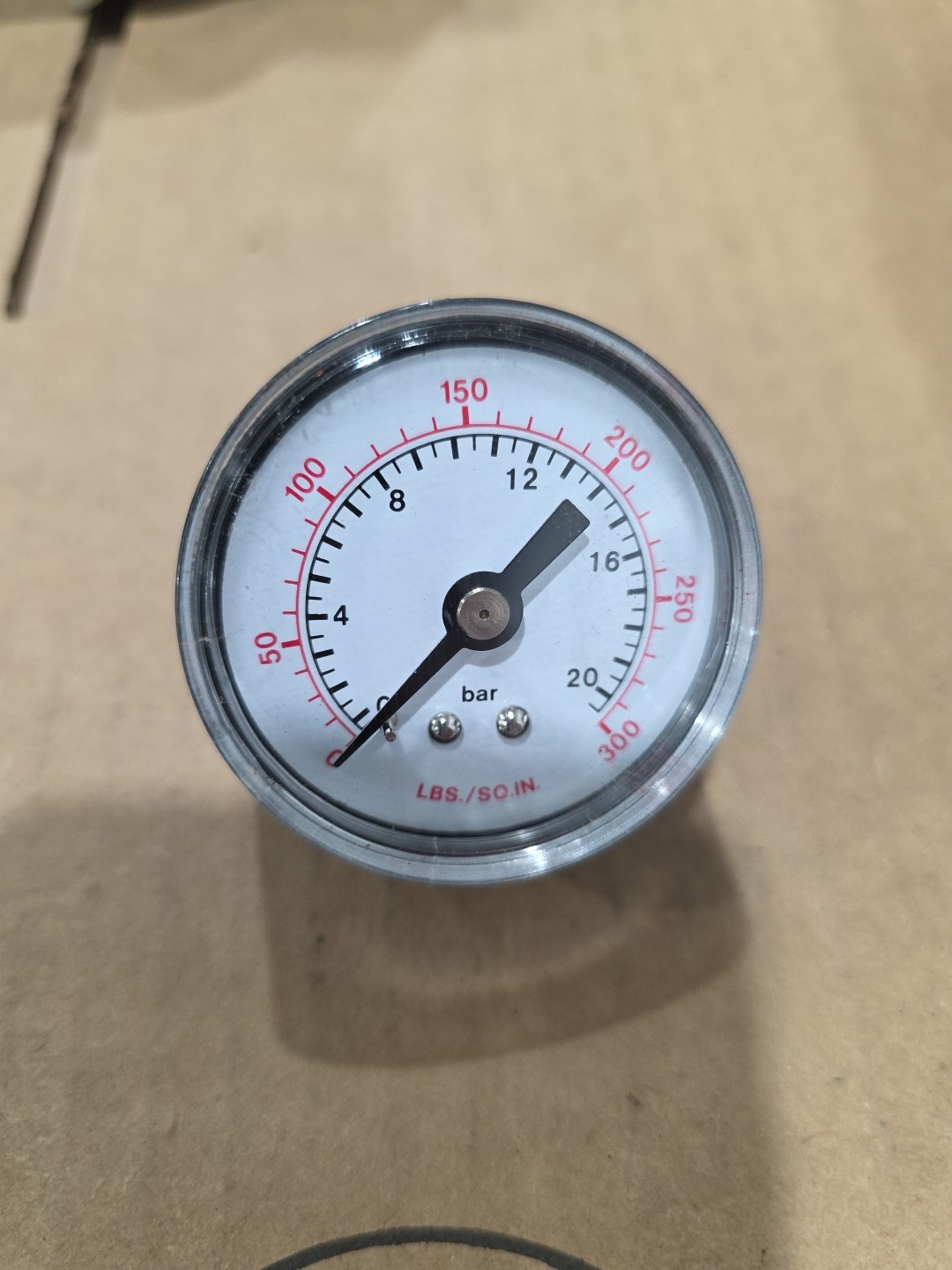 0-300 Pound Per Square Inch LBS/SQ IN & 0-20 Bar Gauge 275Y300S T